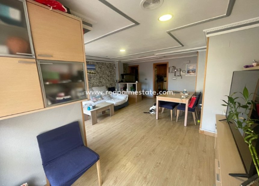 Resale - Apartments -
Torrevieja