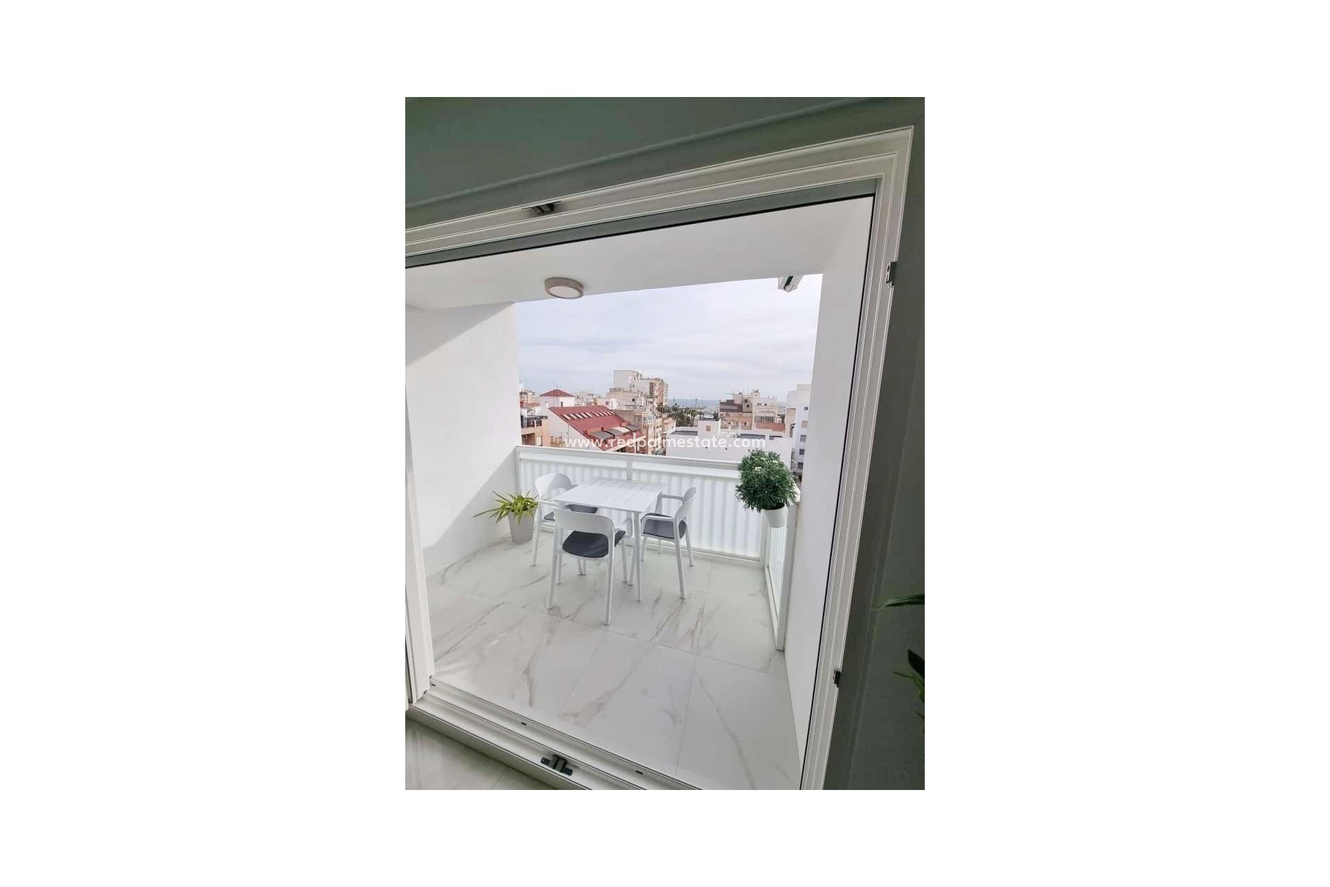Resale - Apartments -
Torrevieja