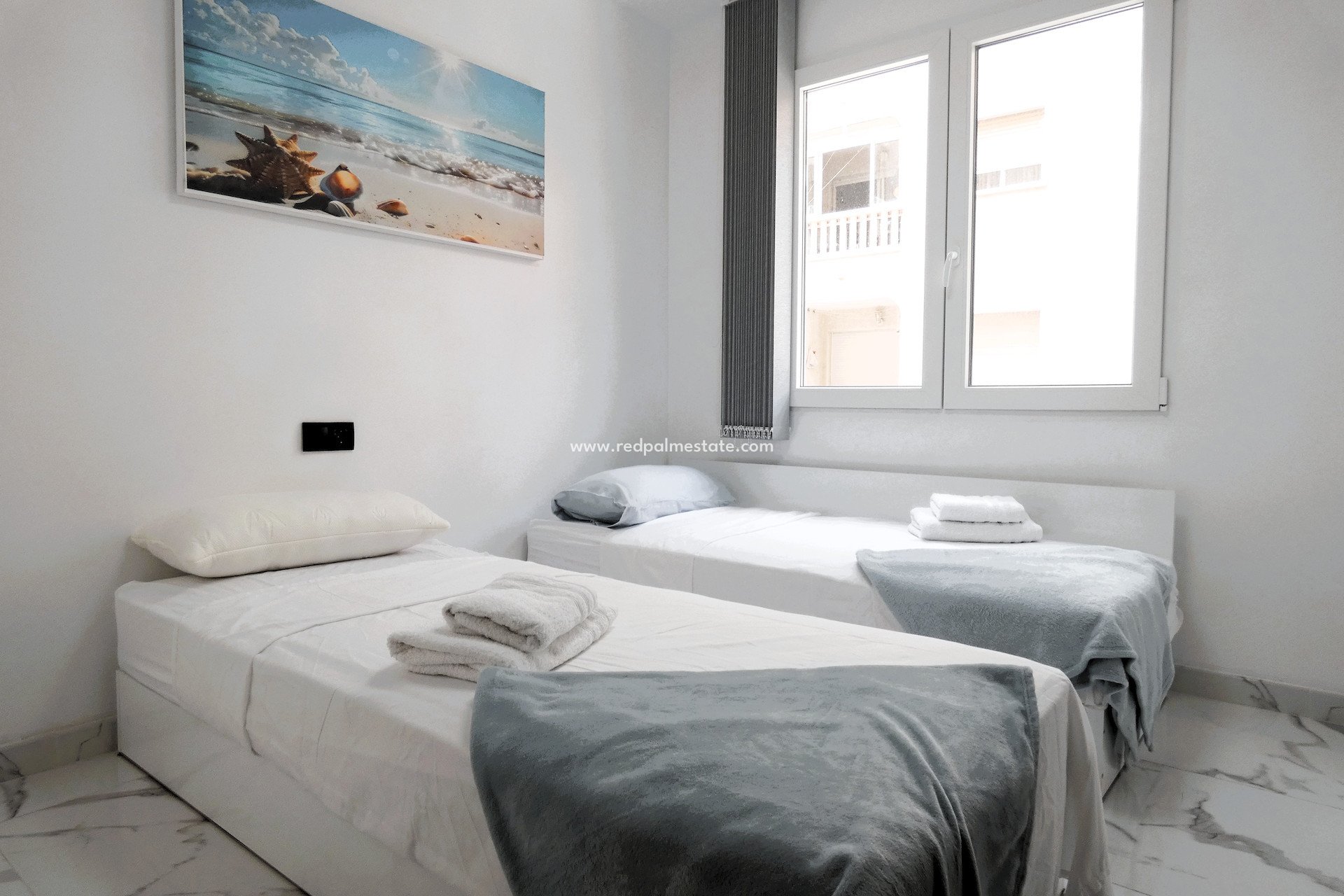 Resale - Apartments -
Torrevieja