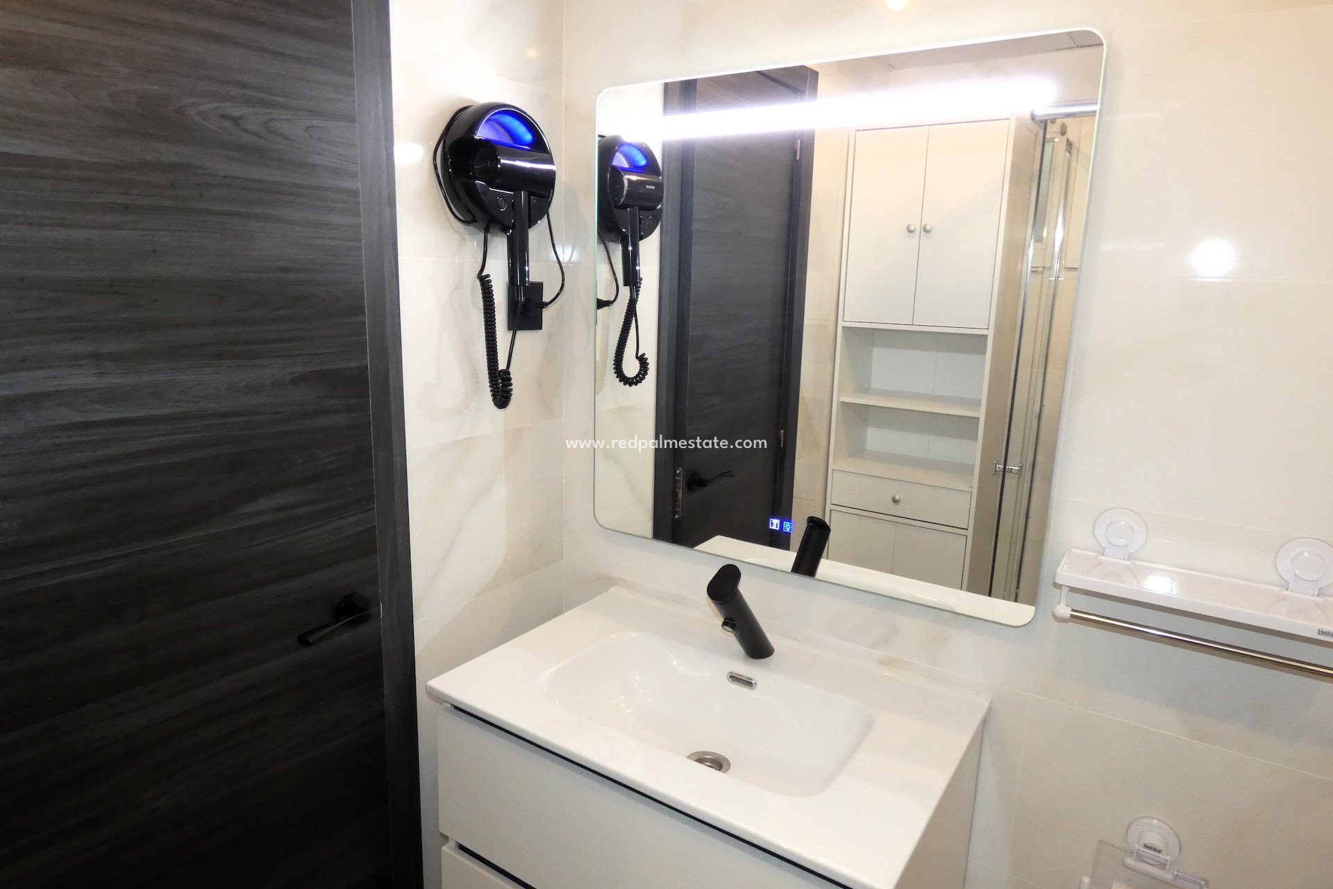 Resale - Apartments -
Torrevieja