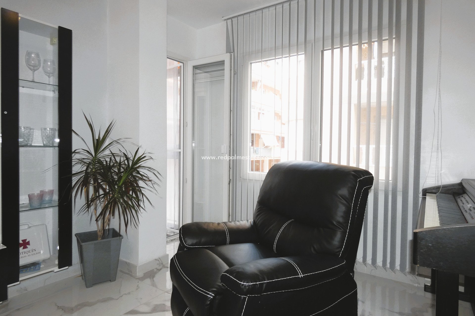 Resale - Apartments -
Torrevieja