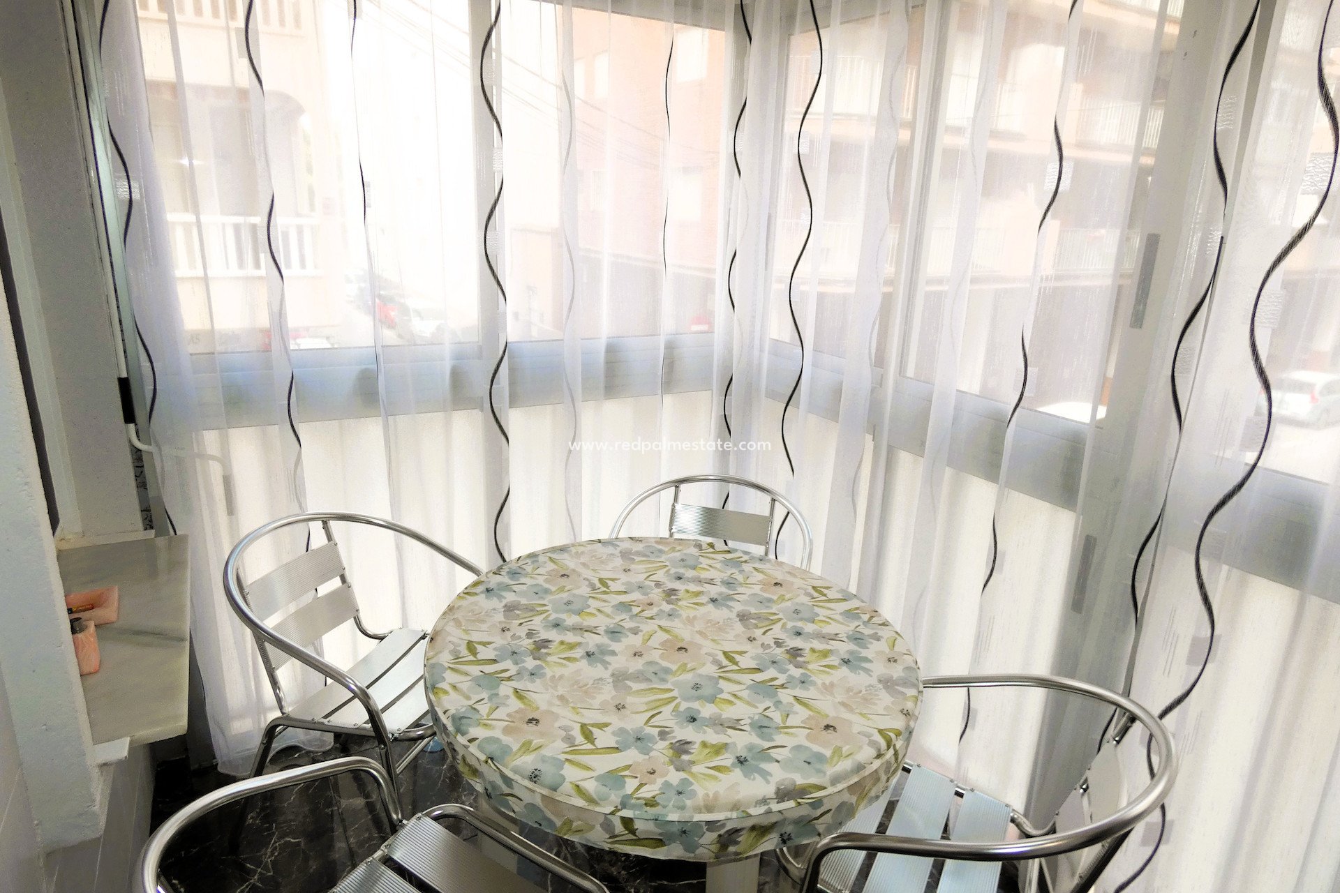 Resale - Apartments -
Torrevieja