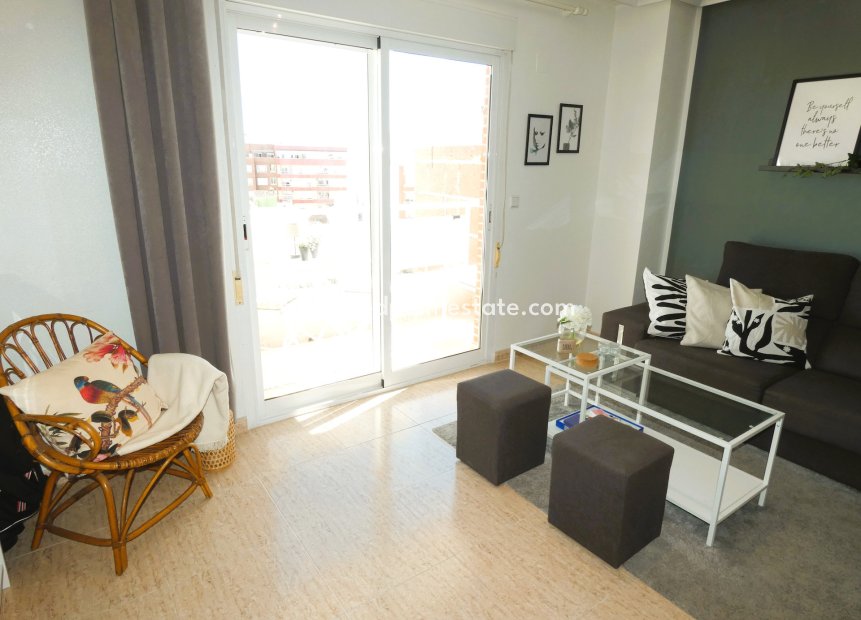 Resale - Apartments -
Torrevieja