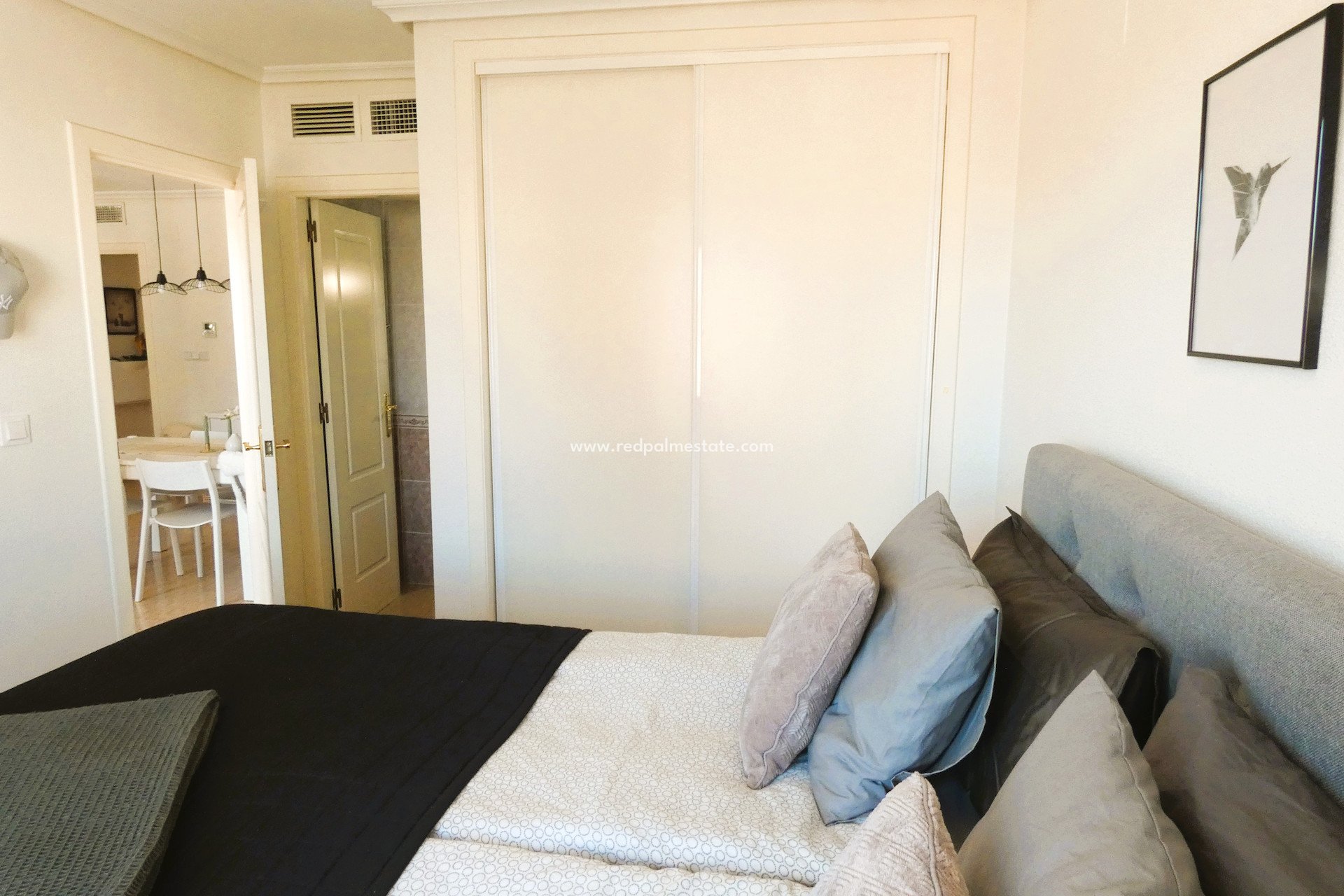 Resale - Apartments -
Torrevieja