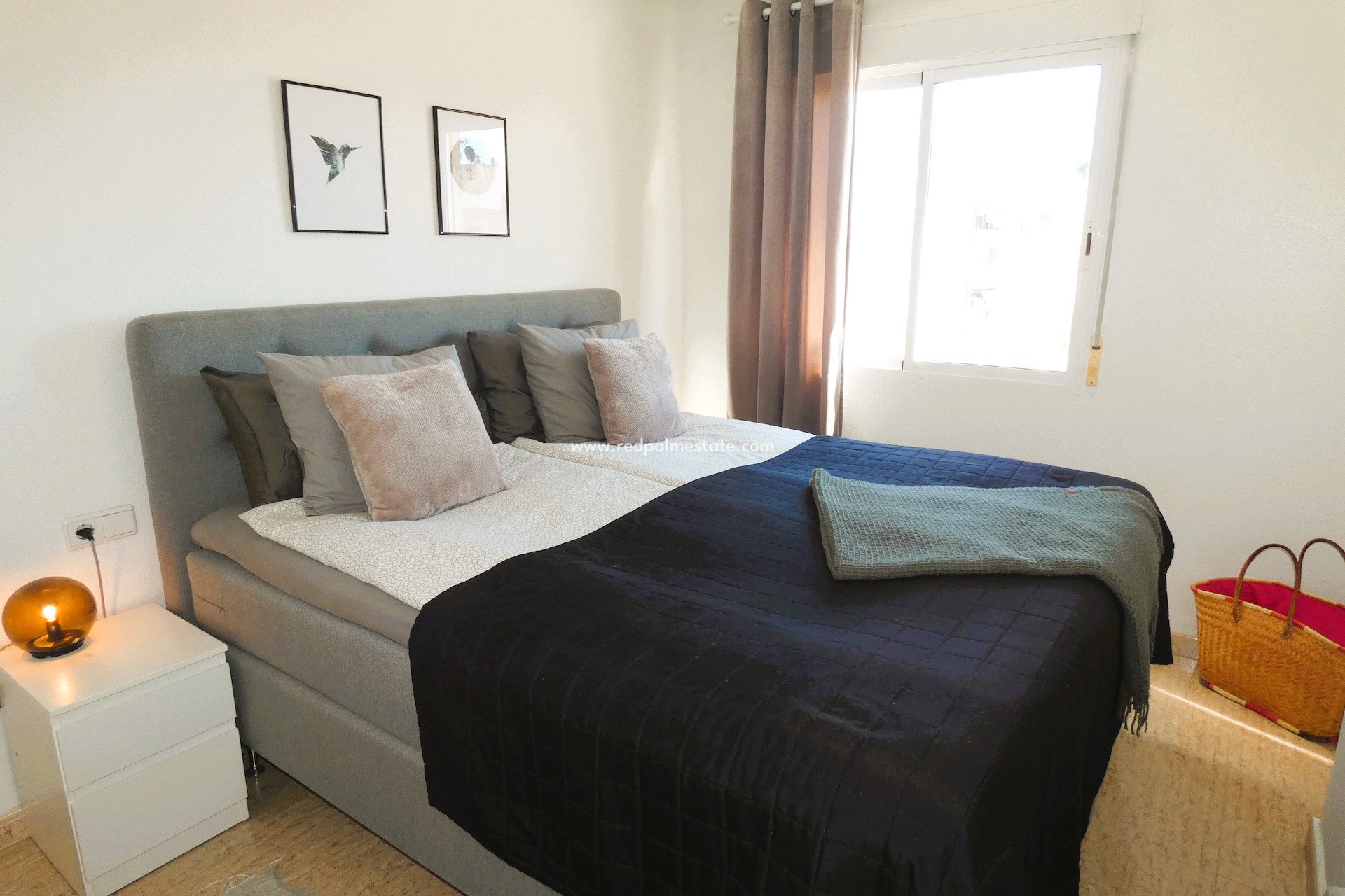 Resale - Apartments -
Torrevieja