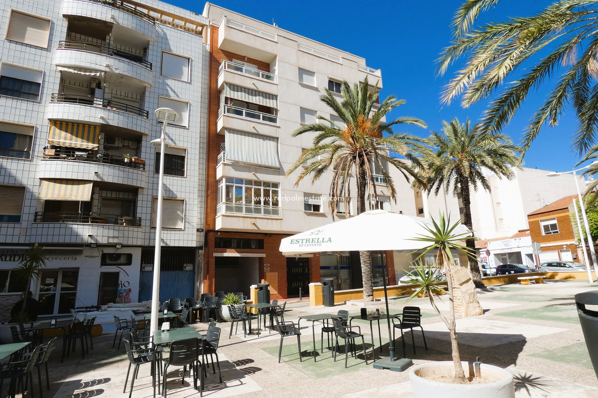 Resale - Apartments -
Torrevieja