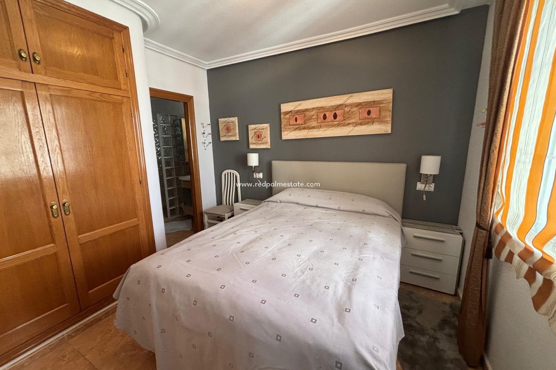 Resale - Apartments -
Torrevieja