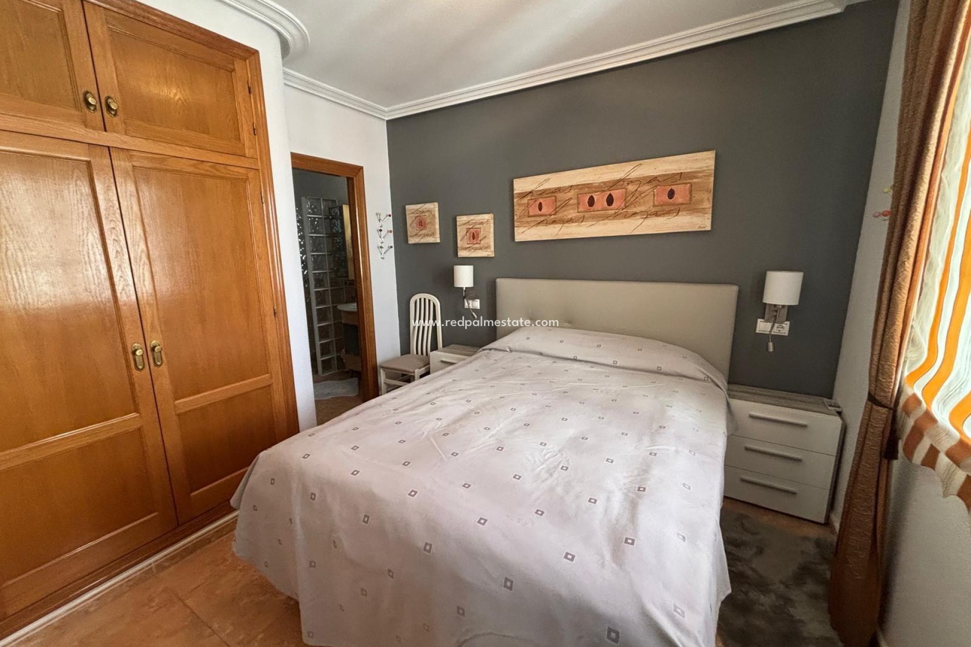 Resale - Apartments -
Torrevieja