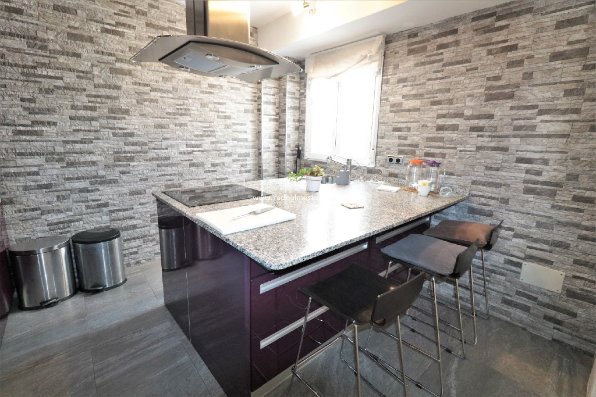 Resale - Apartments -
Torrevieja