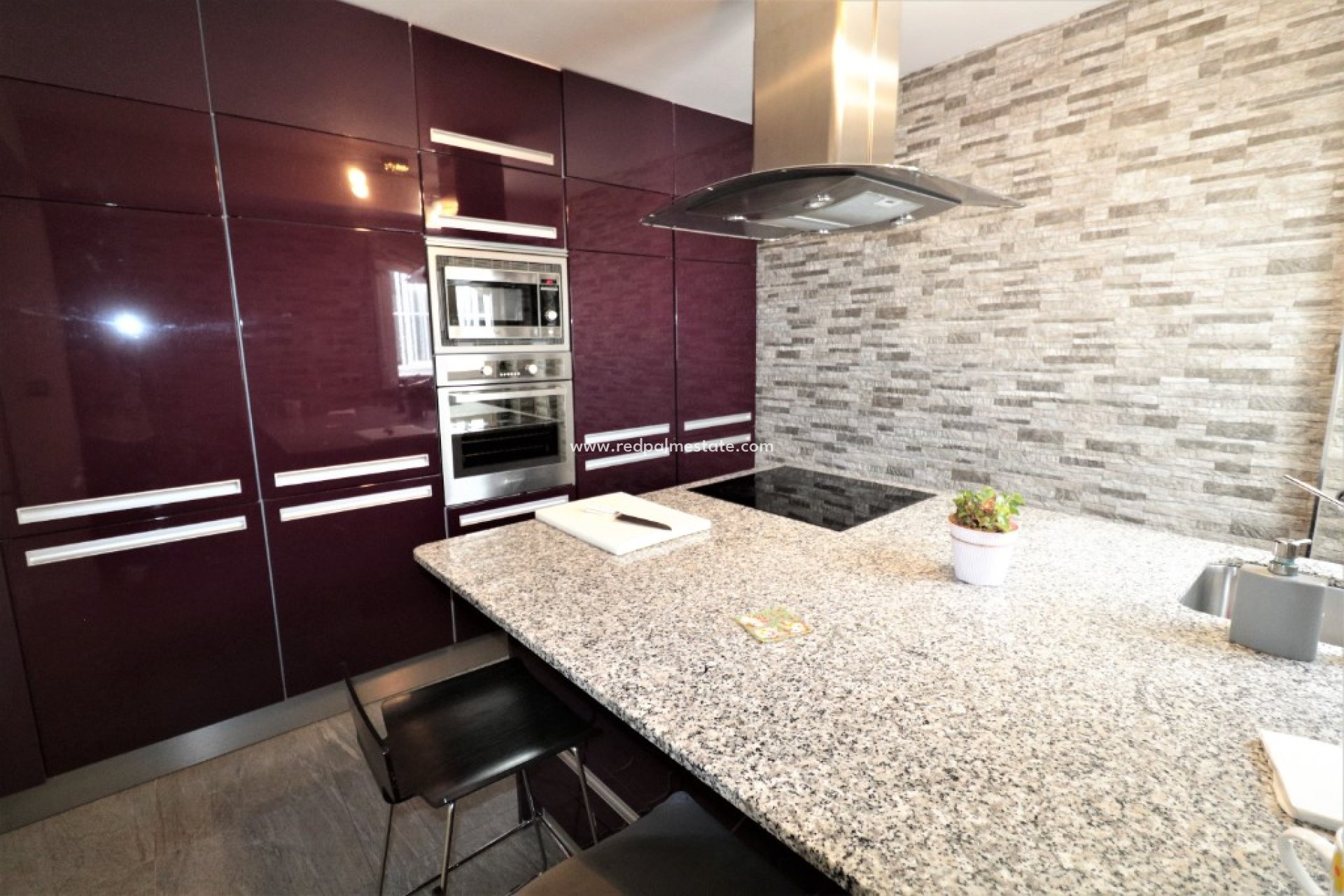 Resale - Apartments -
Torrevieja