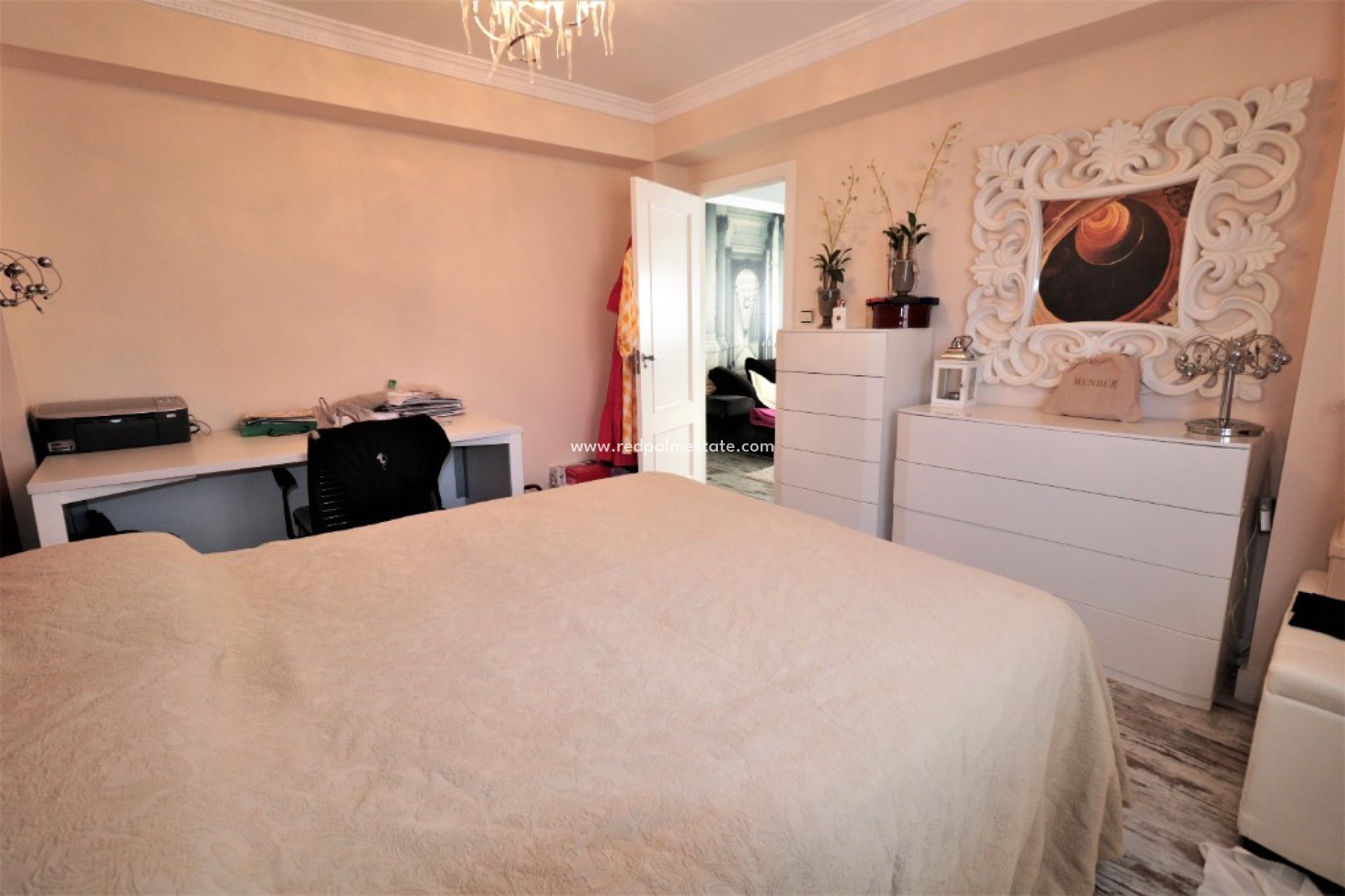 Resale - Apartments -
Torrevieja