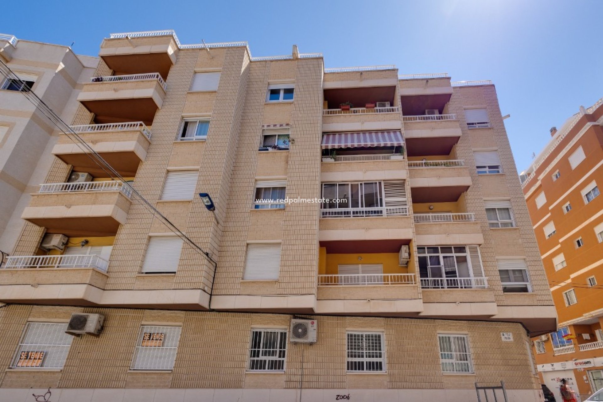 Resale - Apartments -
Torrevieja