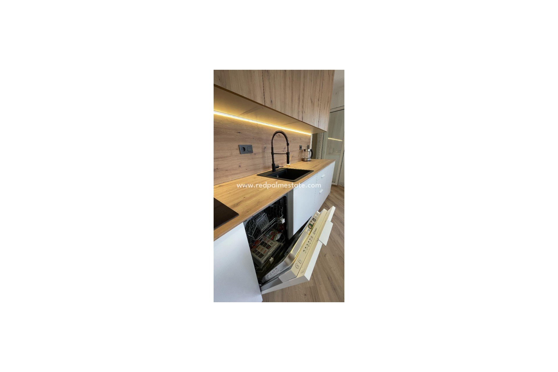 Resale - Apartments -
Torrevieja