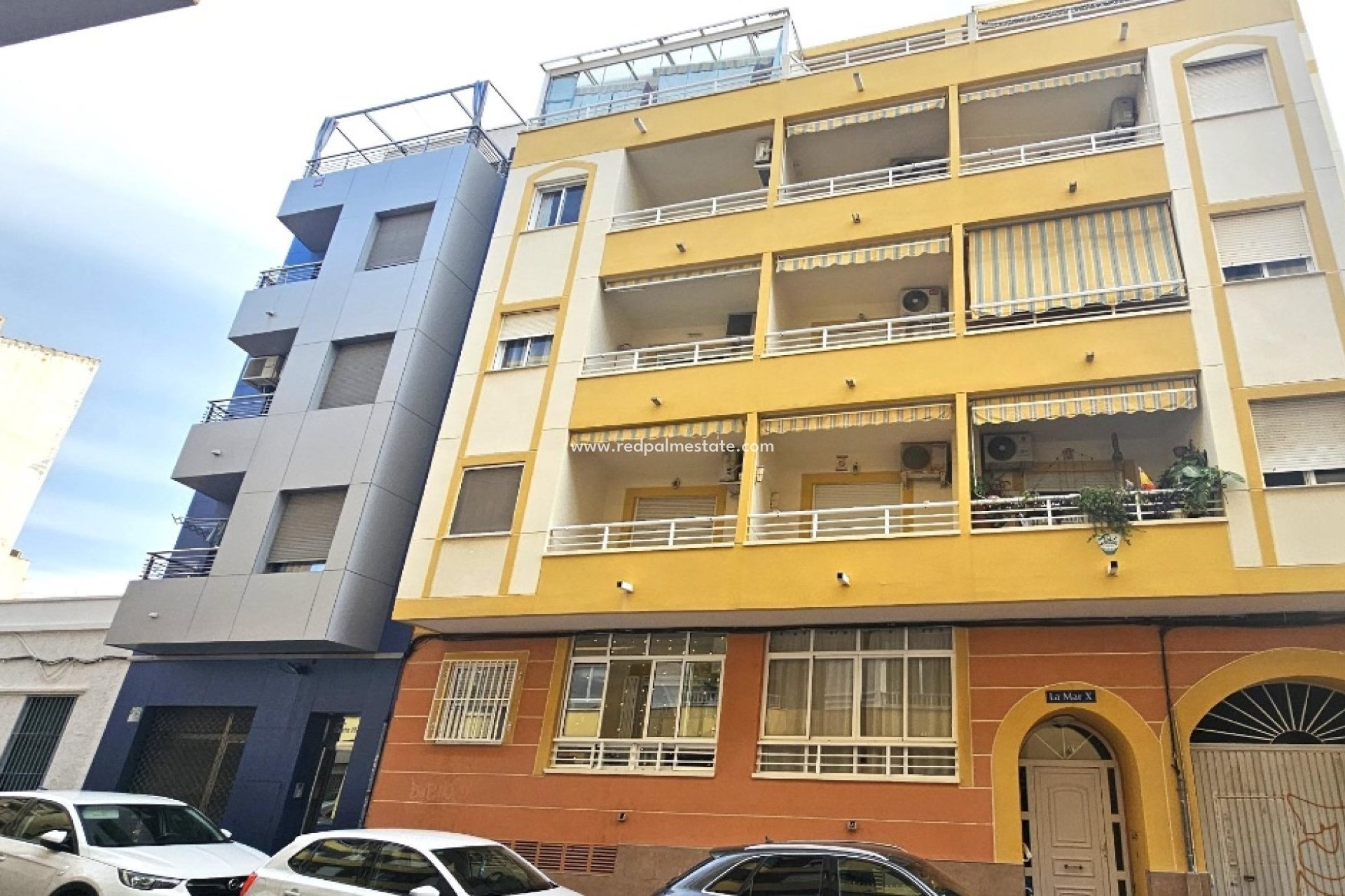 Resale - Apartments -
Torrevieja