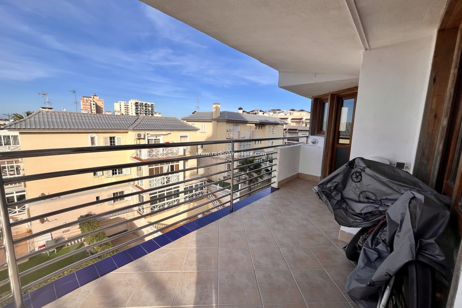 Resale - Apartments -
Torrevieja