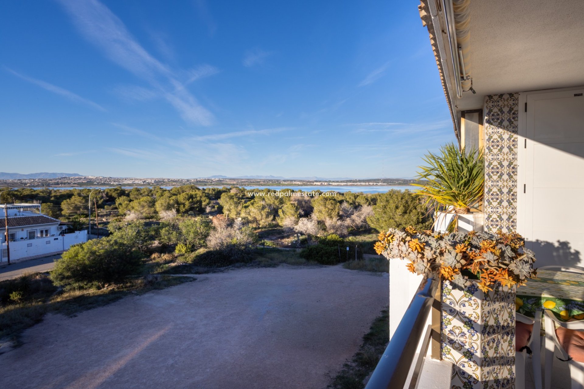 Resale - Apartments -
Torrevieja