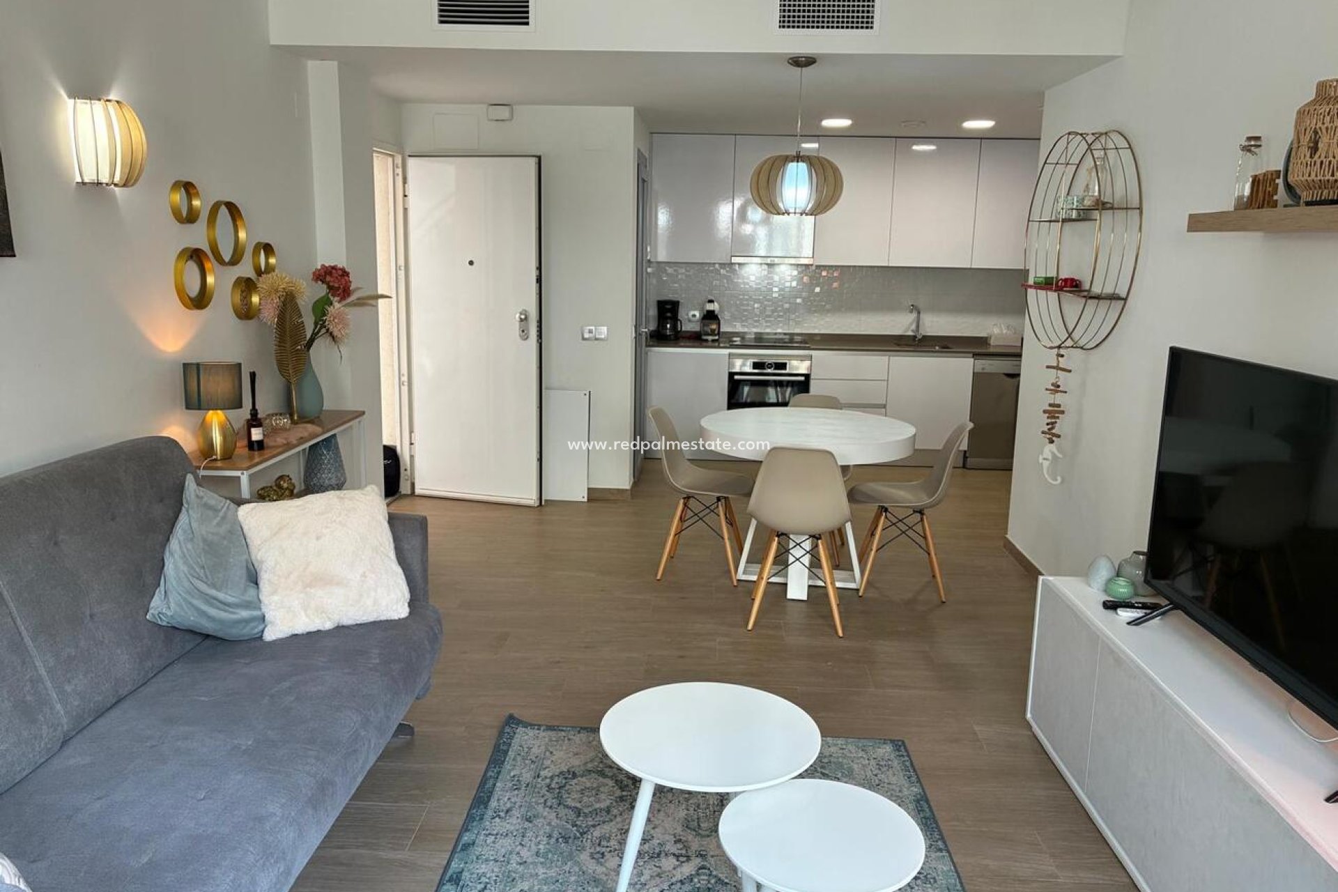 Resale - Apartments -
Torrevieja