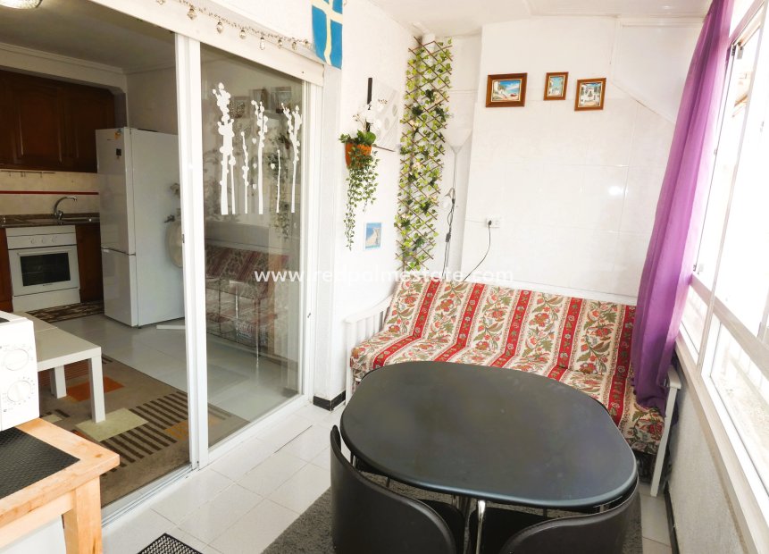 Resale - Apartments -
Torrevieja