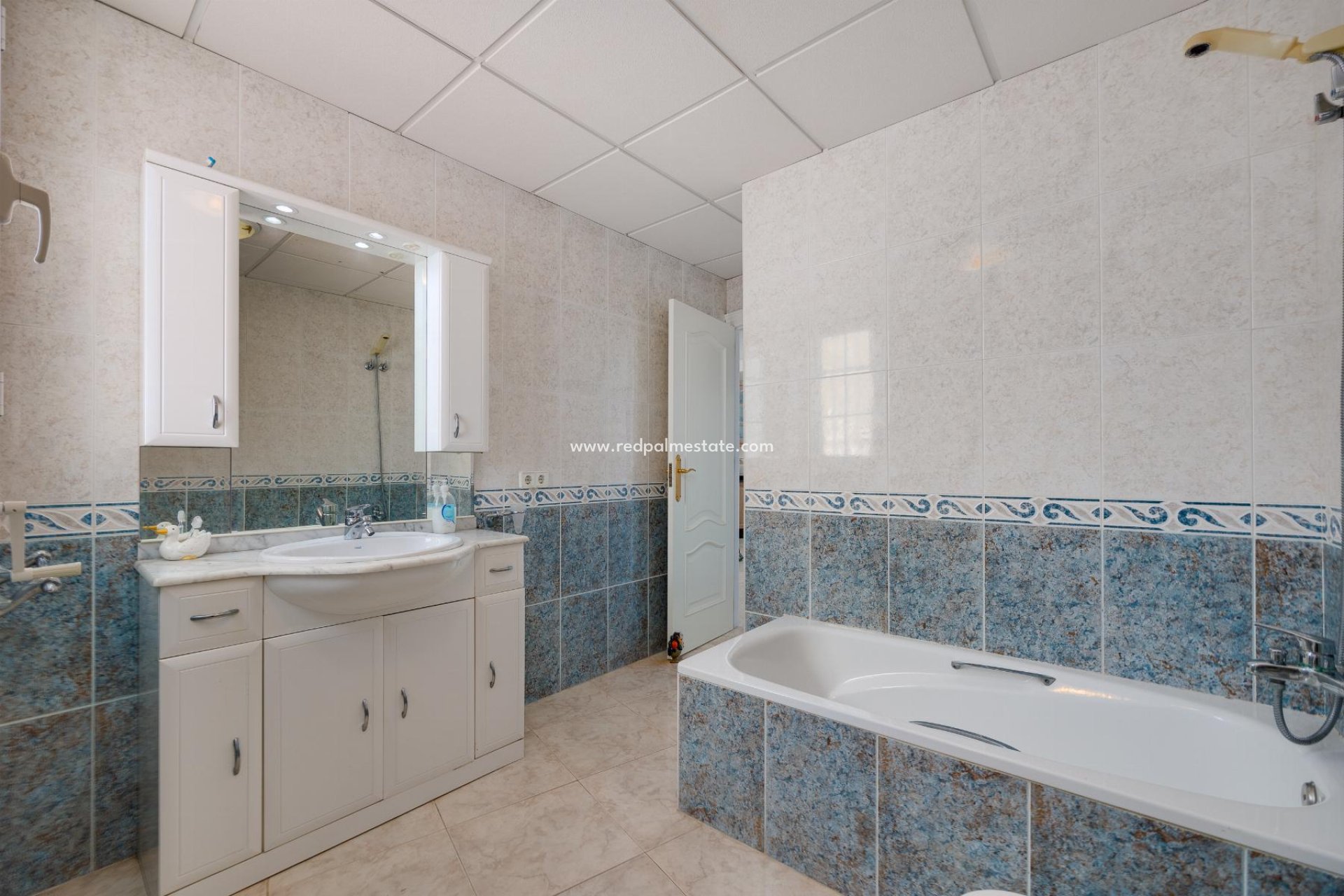 Resale - Apartments -
Torrevieja