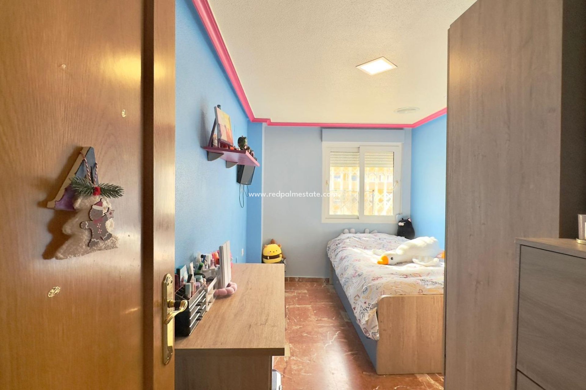 Resale - Apartments -
Torrevieja