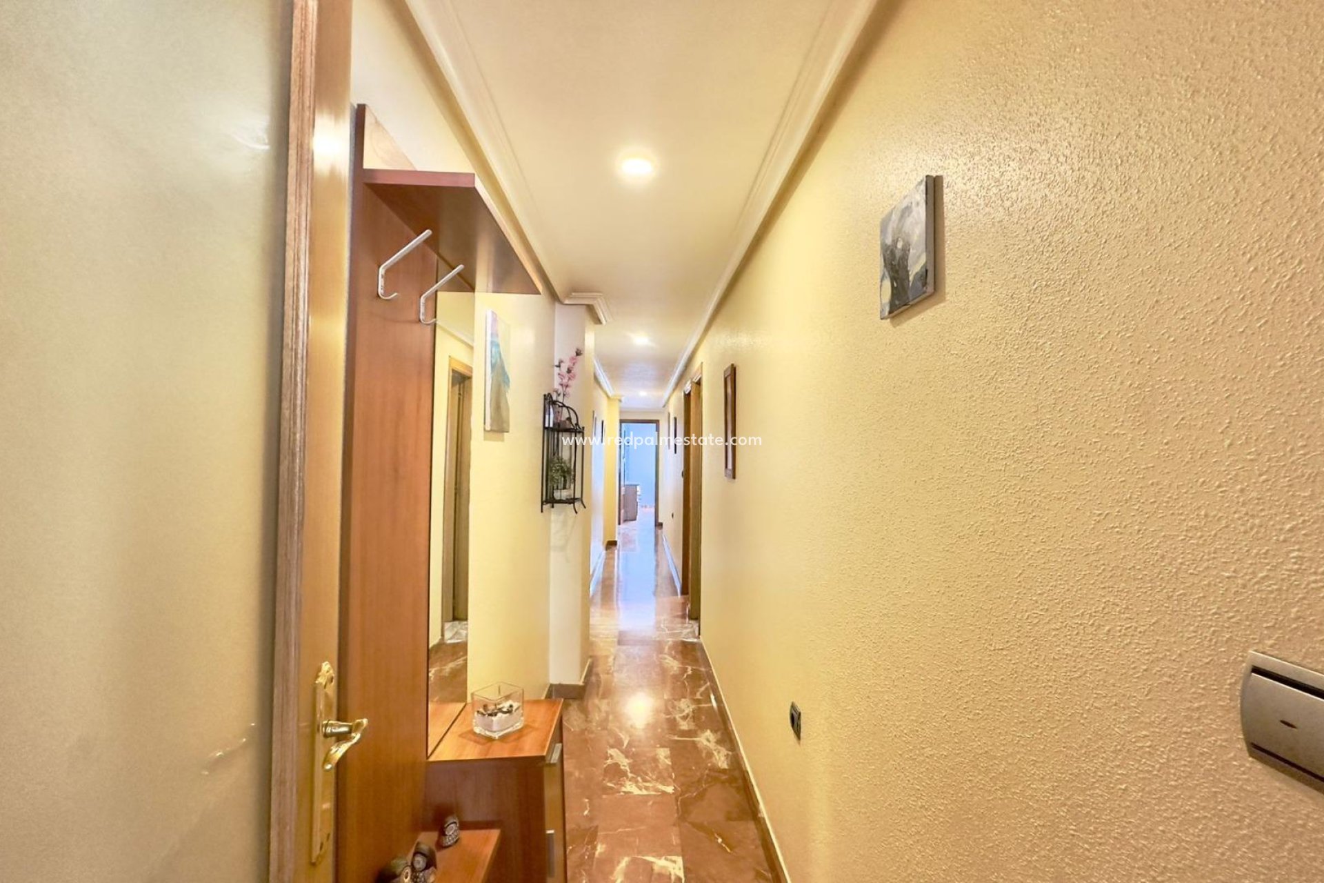 Resale - Apartments -
Torrevieja