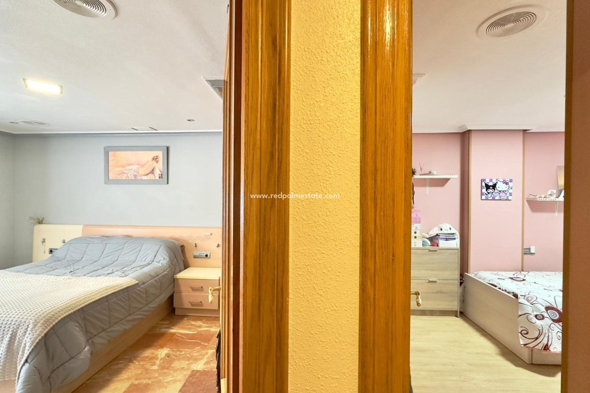 Resale - Apartments -
Torrevieja