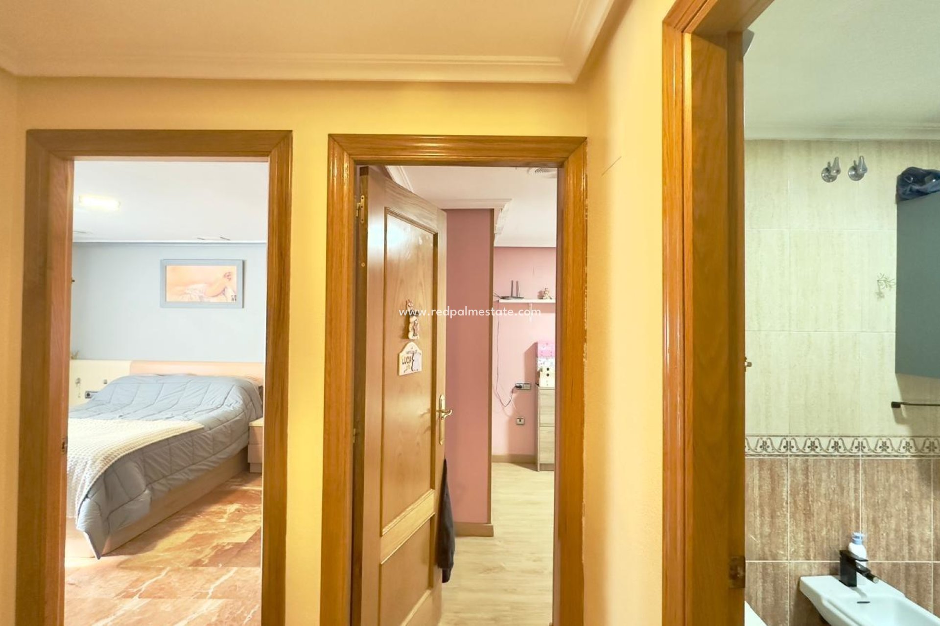 Resale - Apartments -
Torrevieja