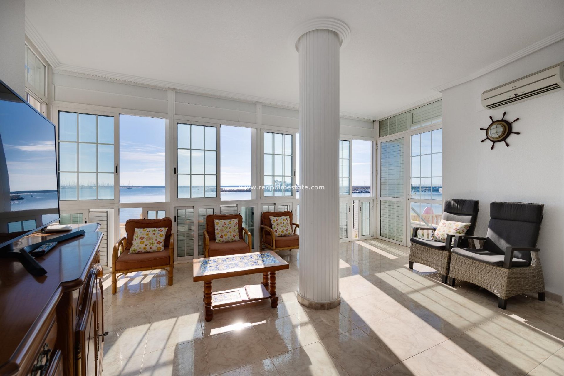 Resale - Apartments -
Torrevieja