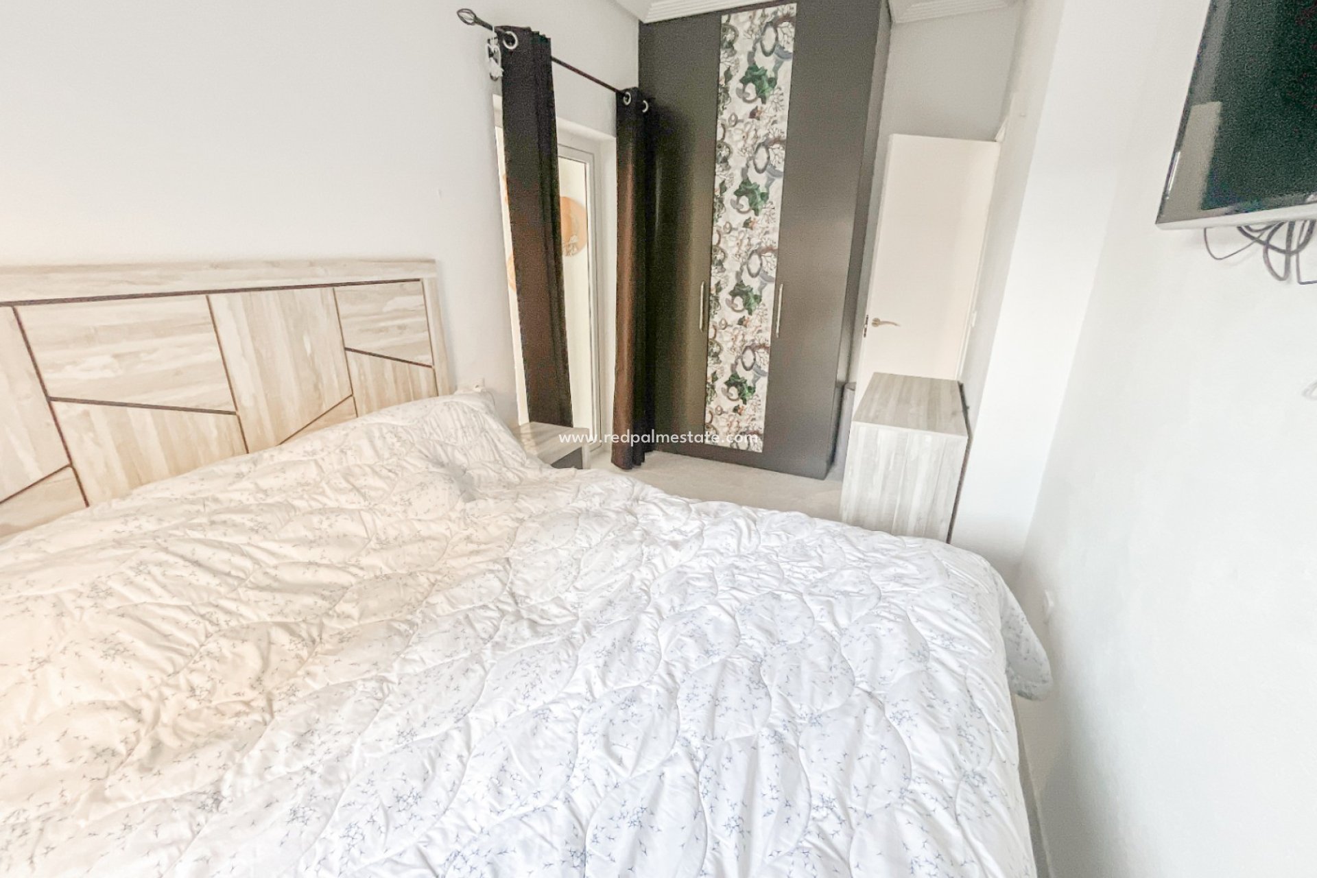 Resale - Apartments -
Torrevieja