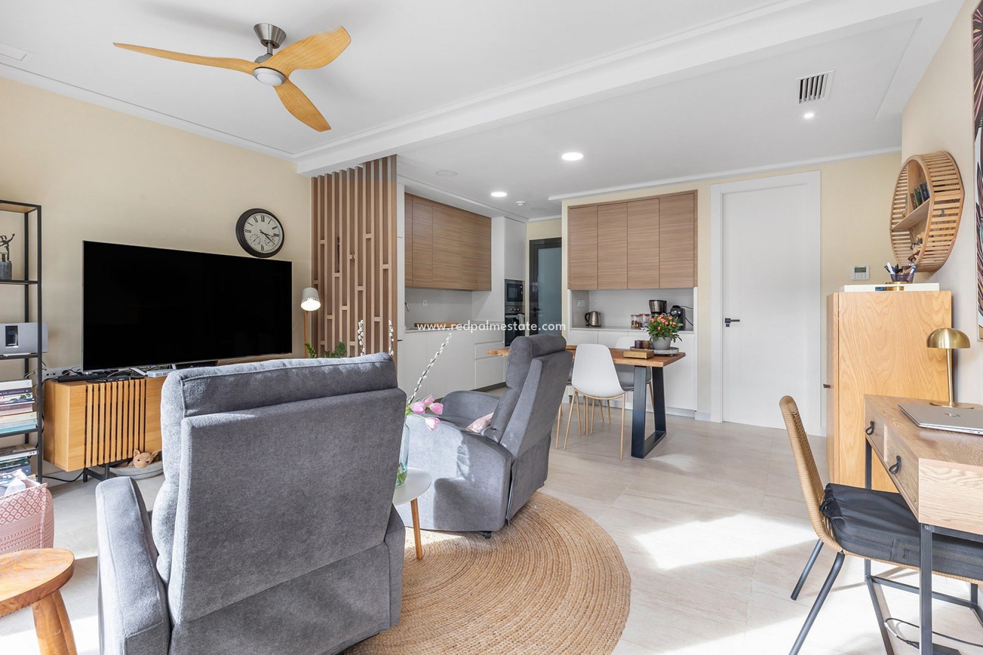 Resale - Apartments -
Torrevieja