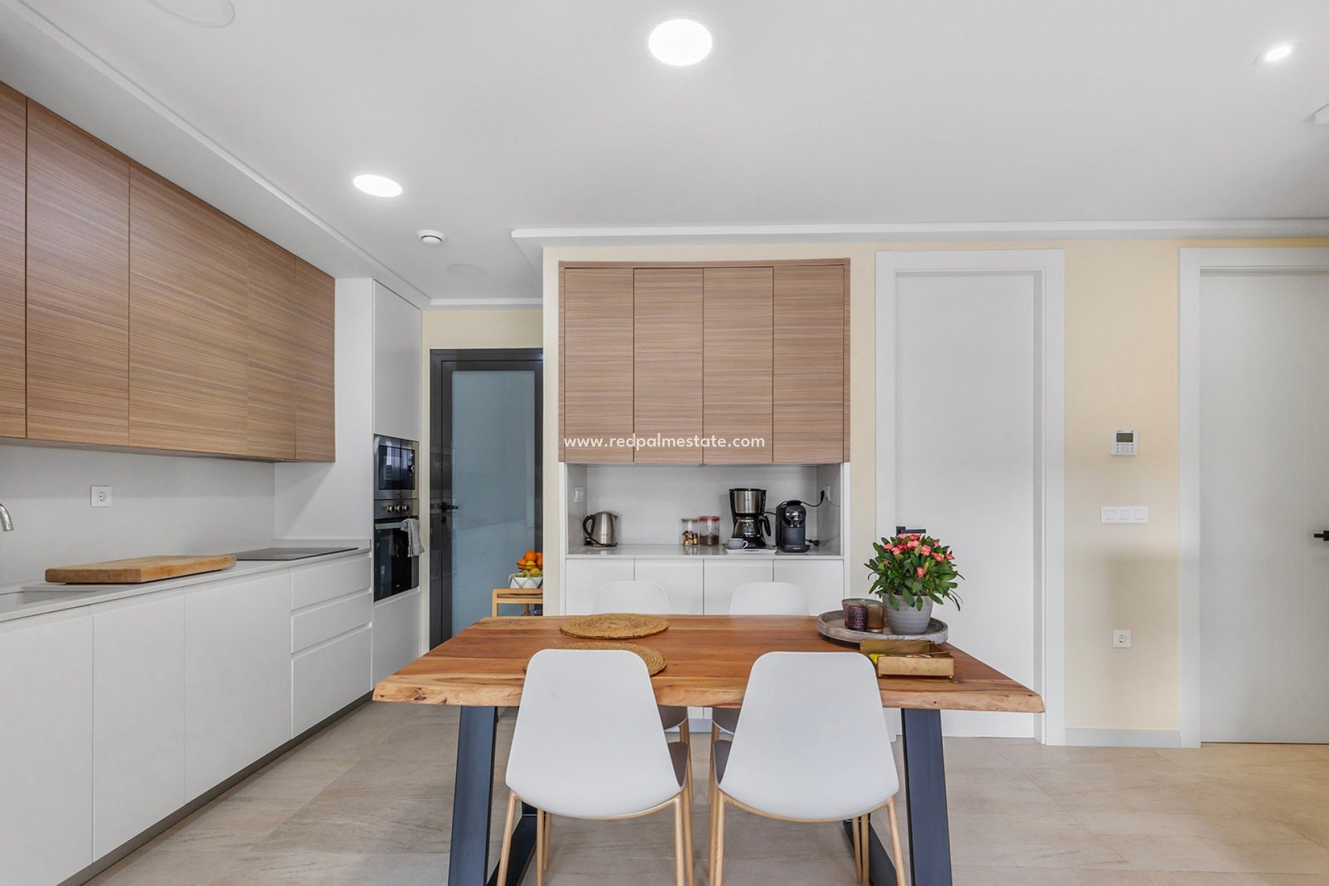 Resale - Apartments -
Torrevieja