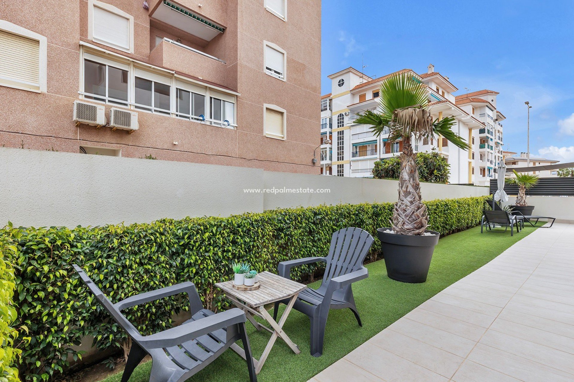 Resale - Apartments -
Torrevieja
