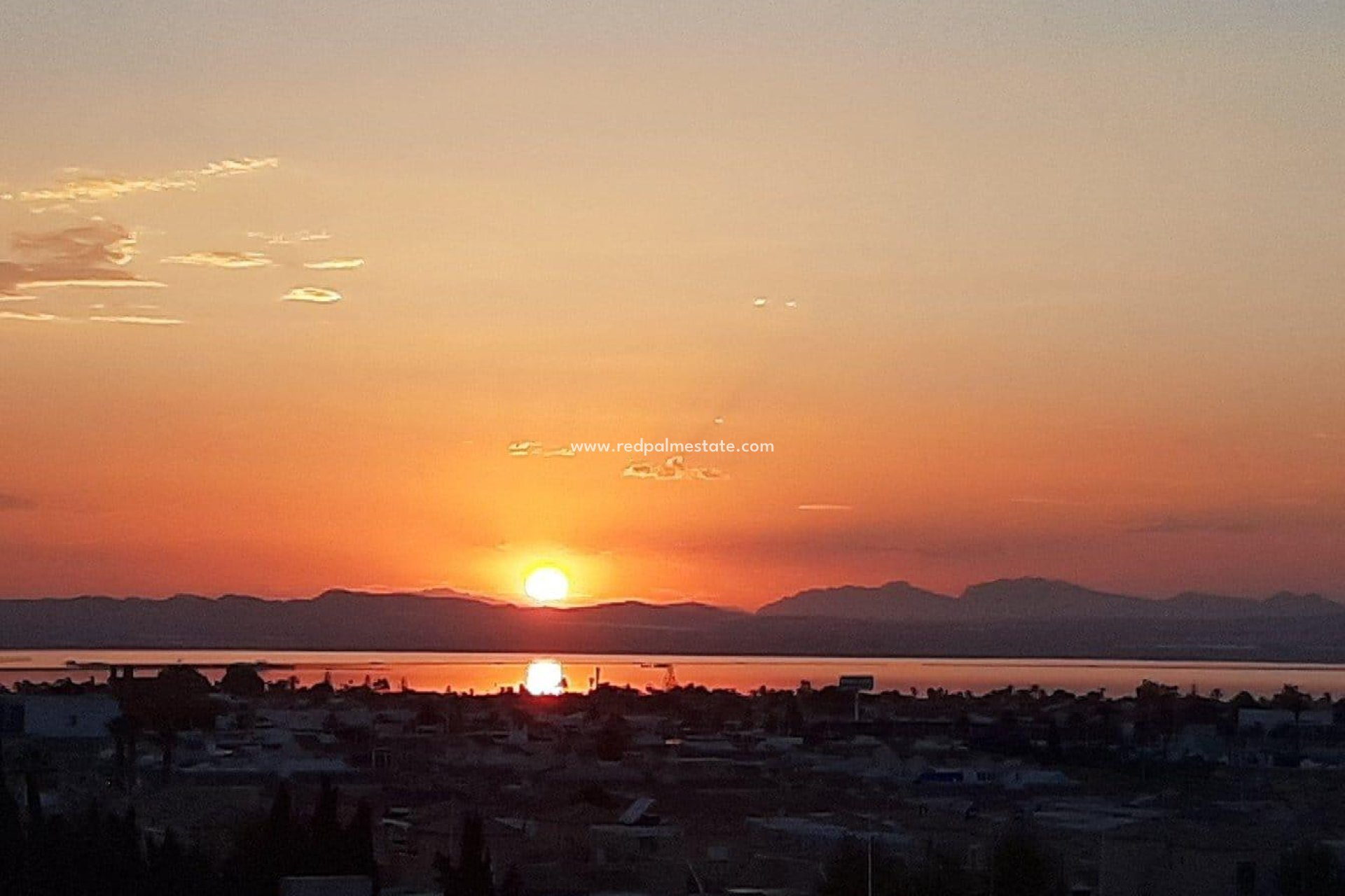 Resale - Apartments -
Torrevieja