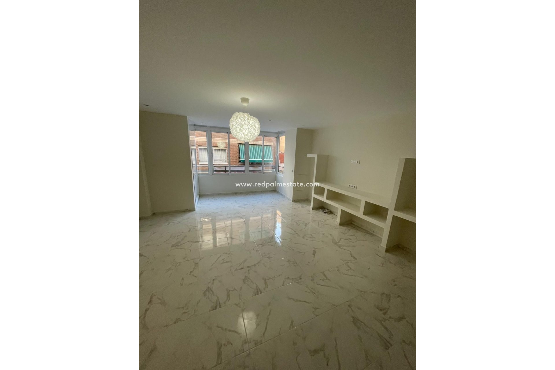 Resale - Apartments -
Torrevieja