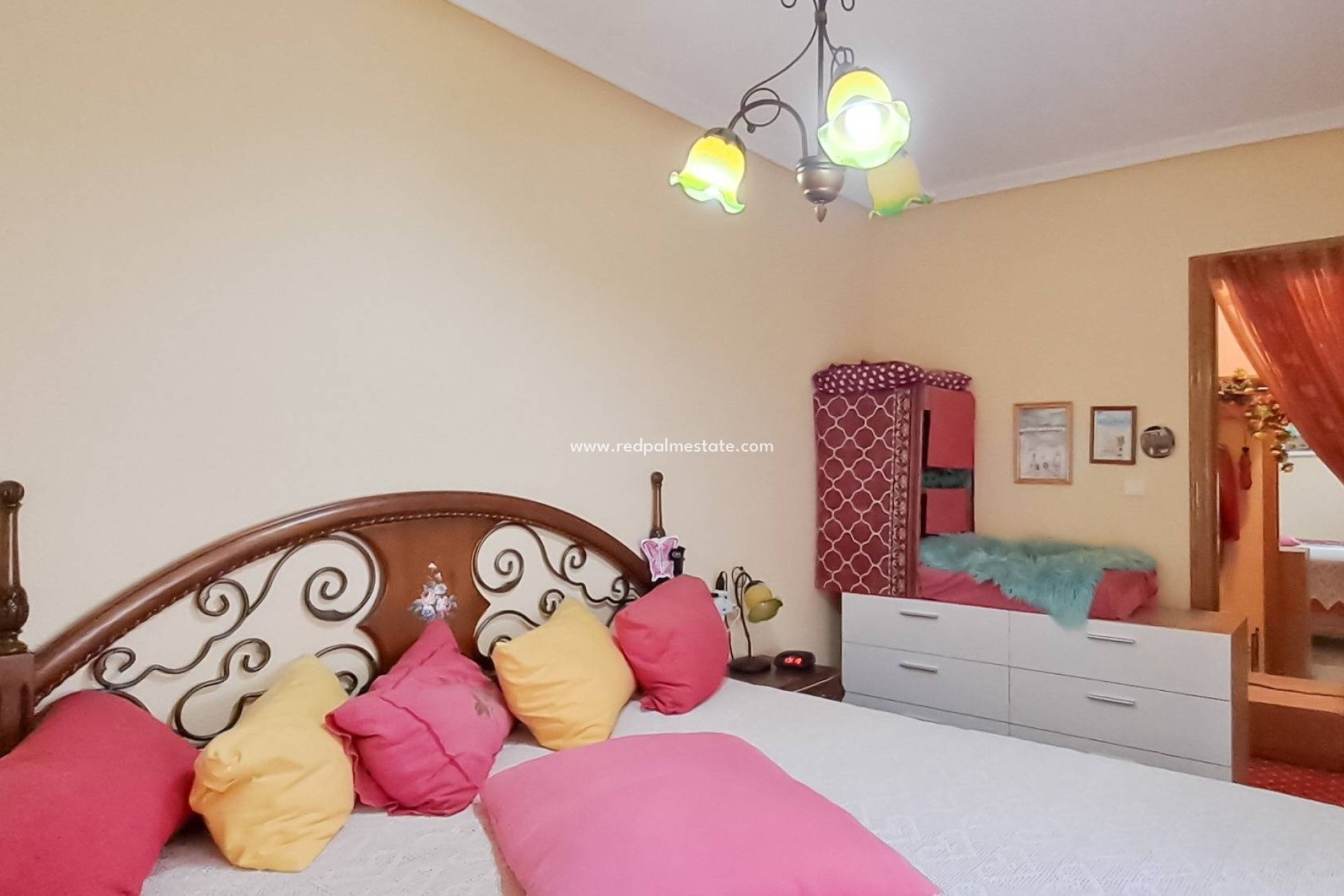 Resale - Apartments -
Torrevieja