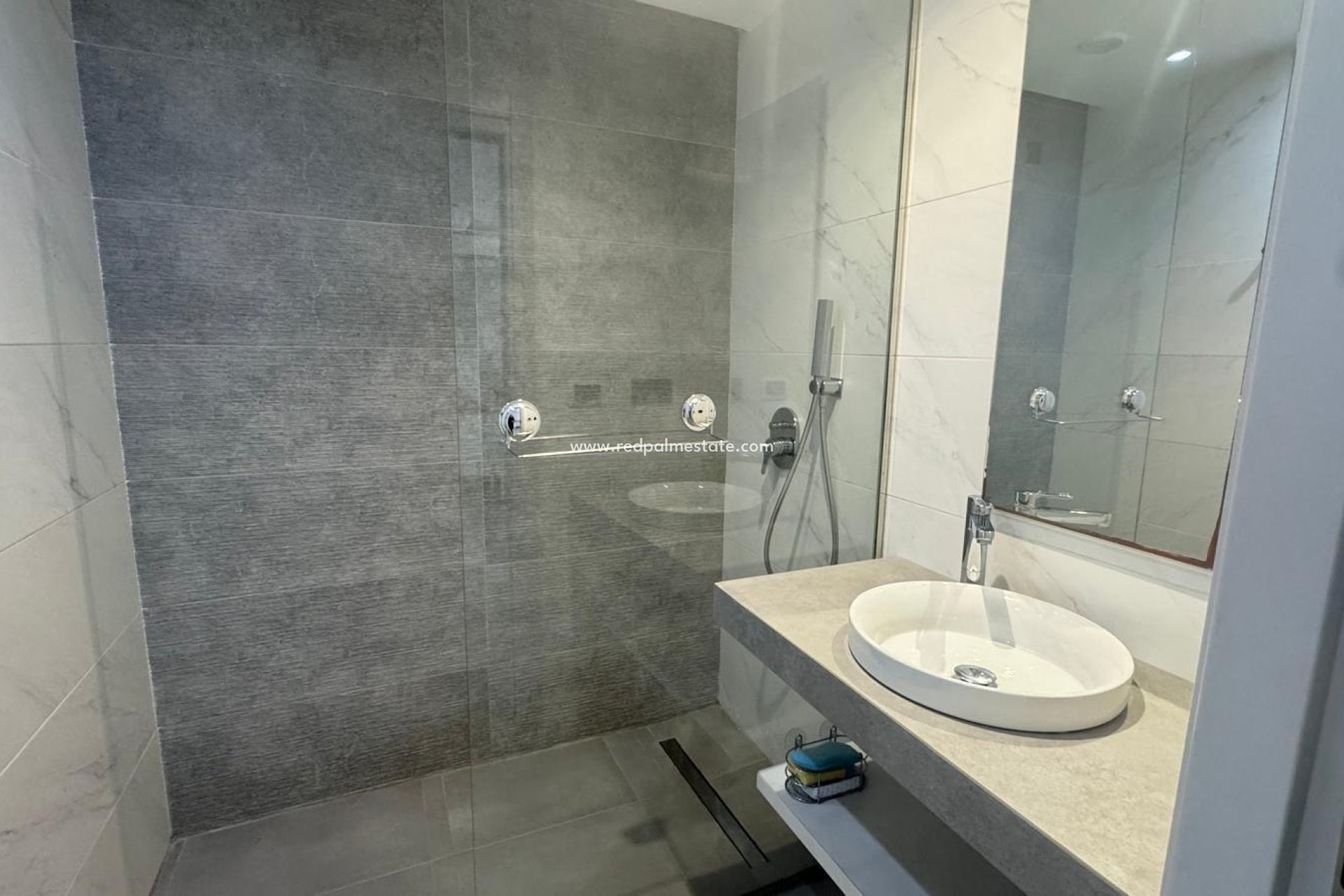 Resale - Apartments -
Torrevieja