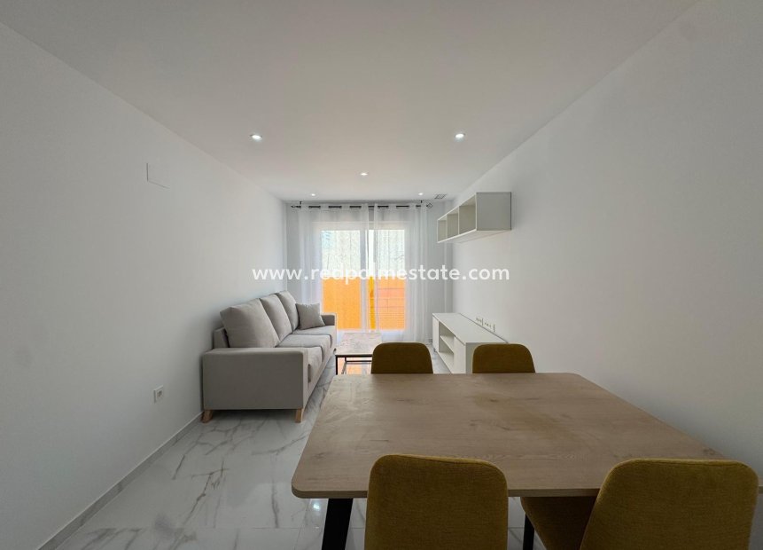 Resale - Apartments -
Torrevieja