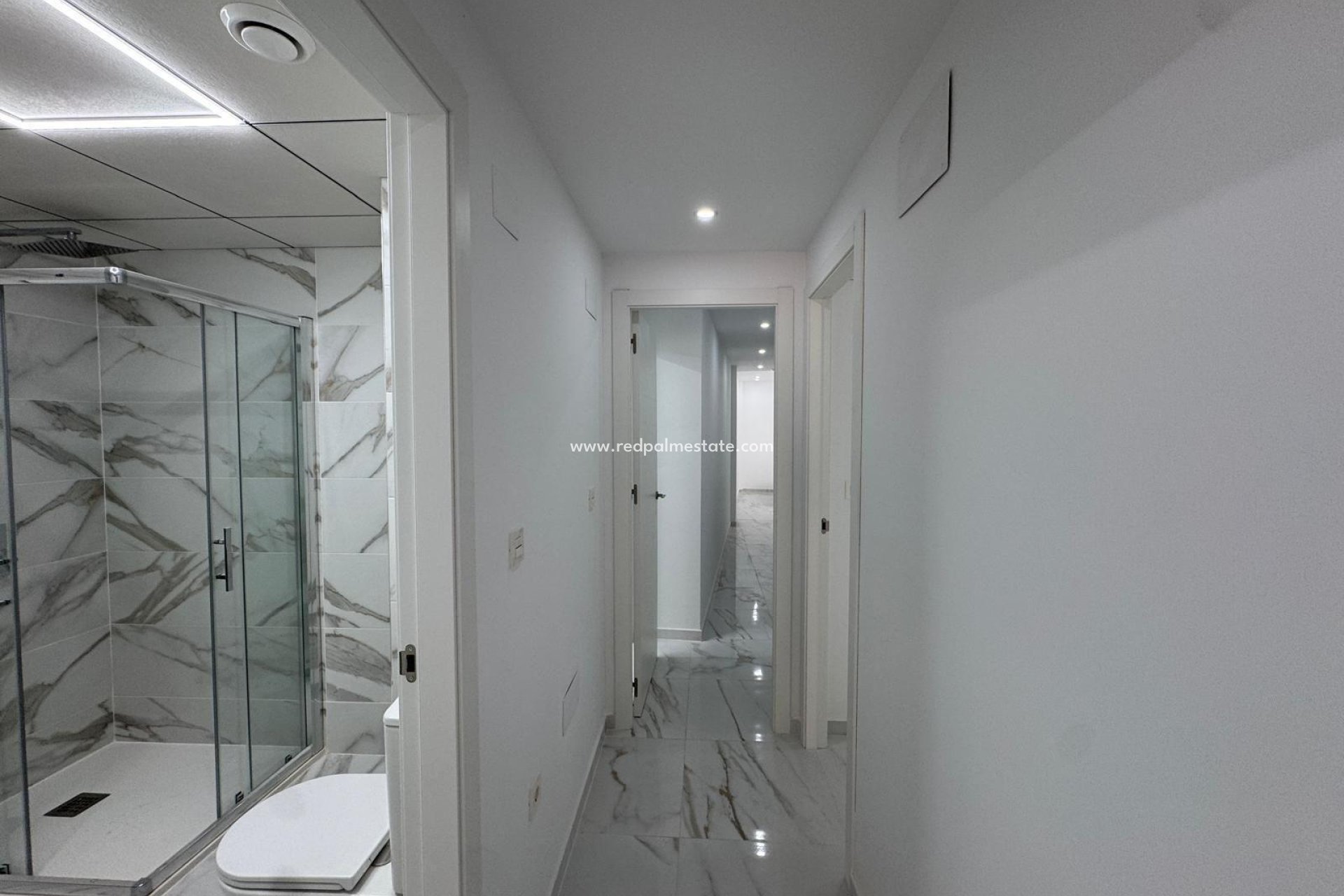 Resale - Apartments -
Torrevieja