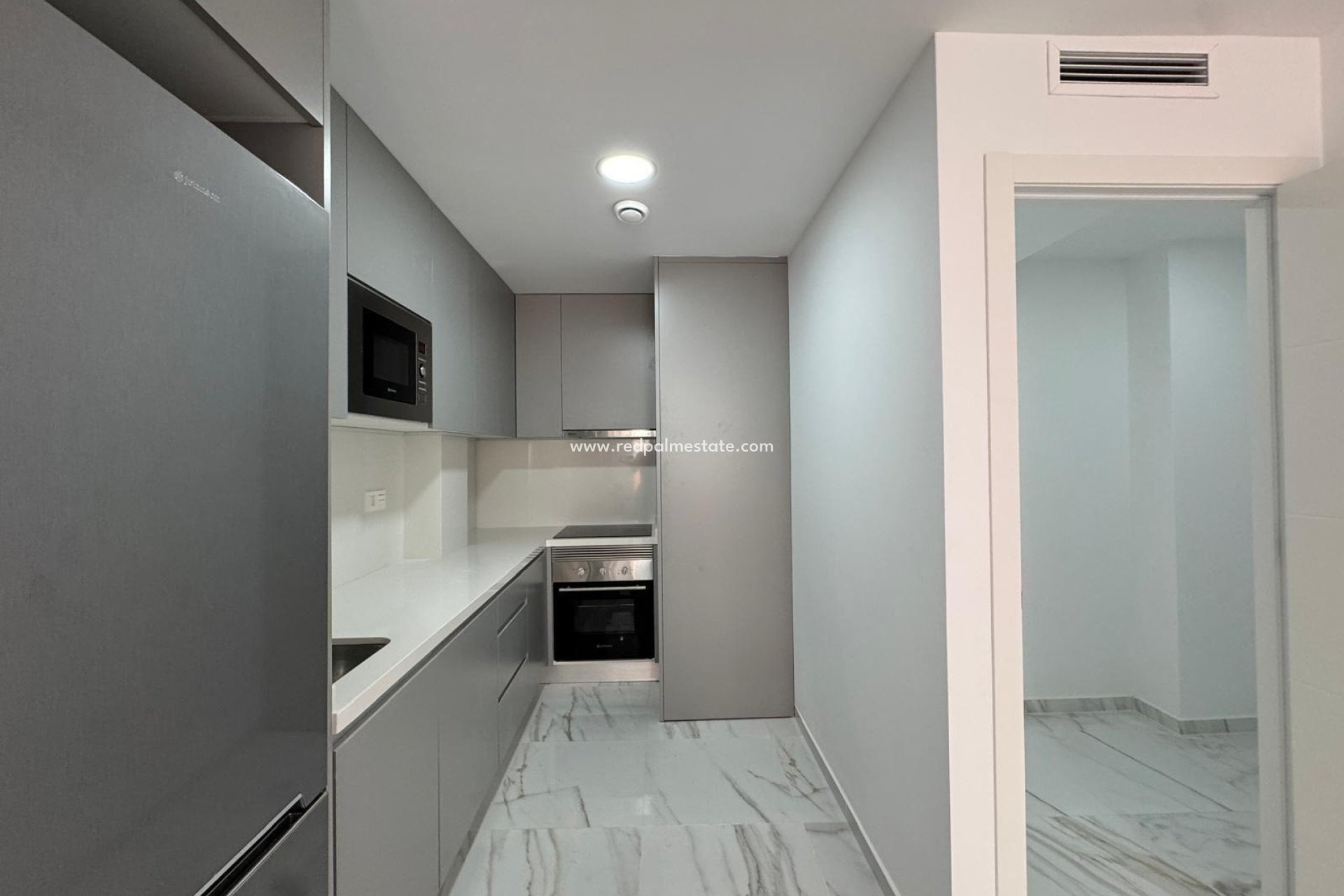 Resale - Apartments -
Torrevieja