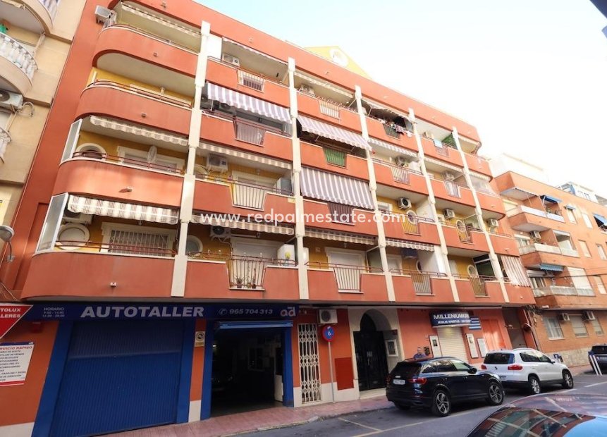 Resale - Apartments -
Torrevieja