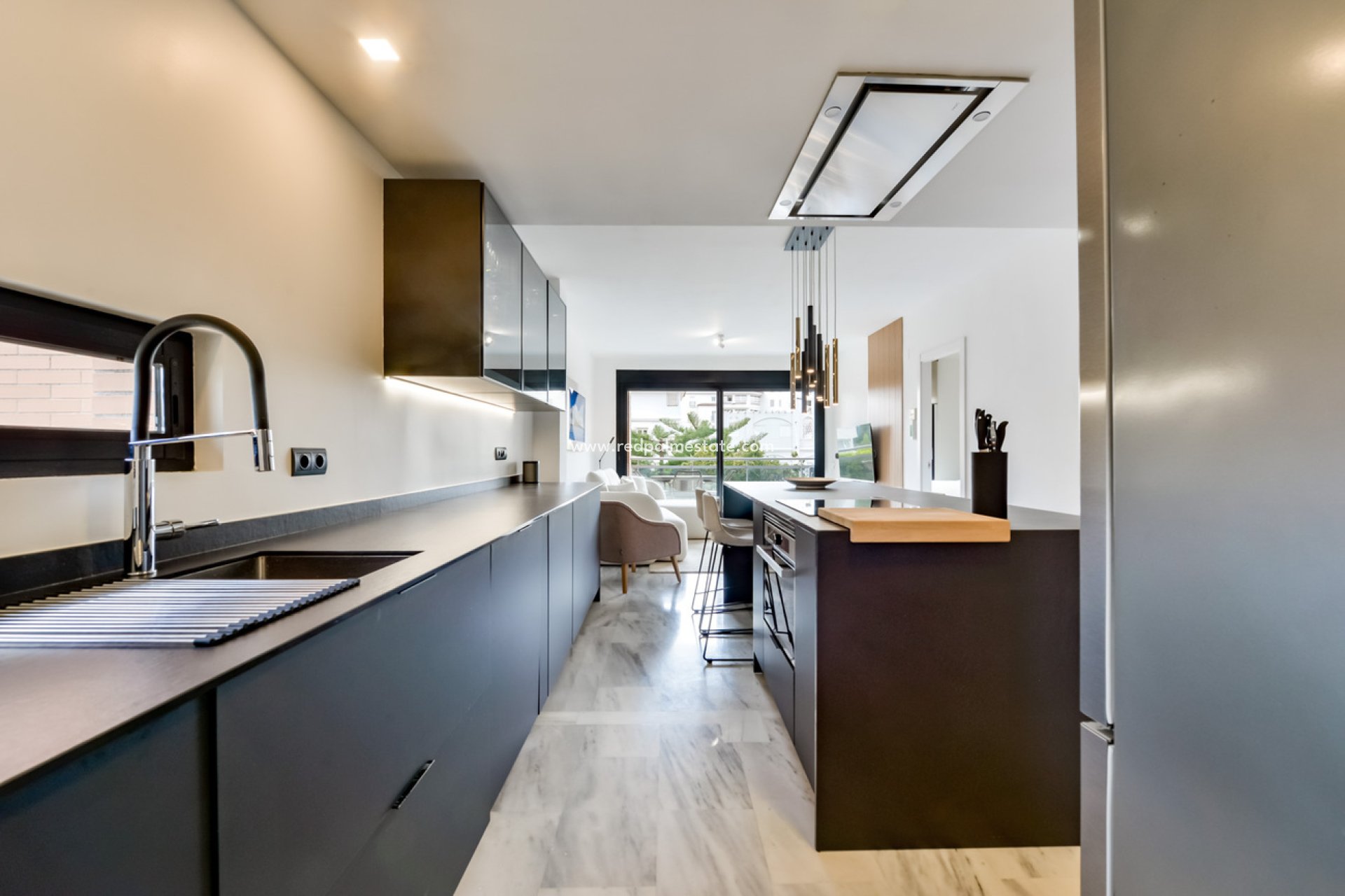 Resale - Apartments -
Villajoyosa - La Cala