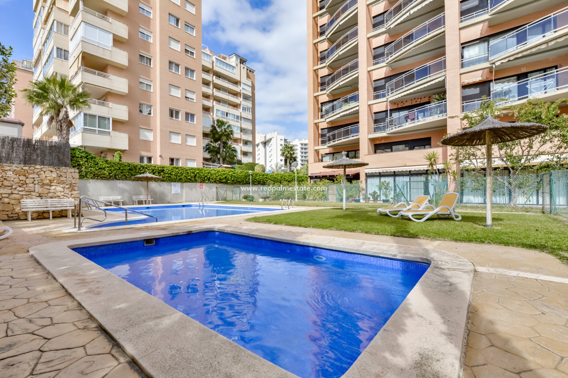 Resale - Apartments -
Villajoyosa - La Cala