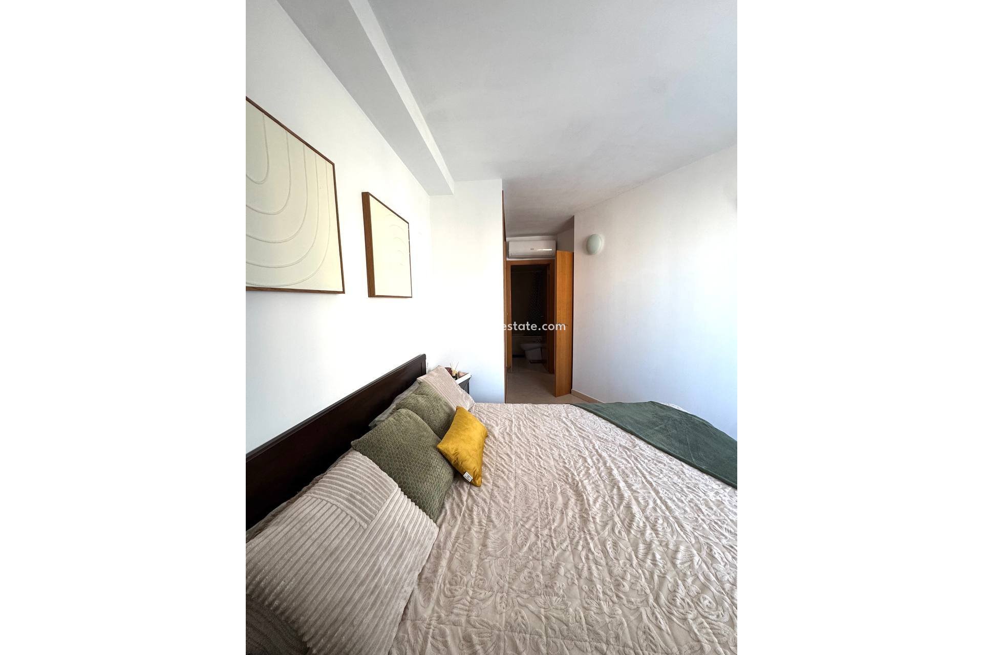 Resale - Apartments -
Villajoyosa