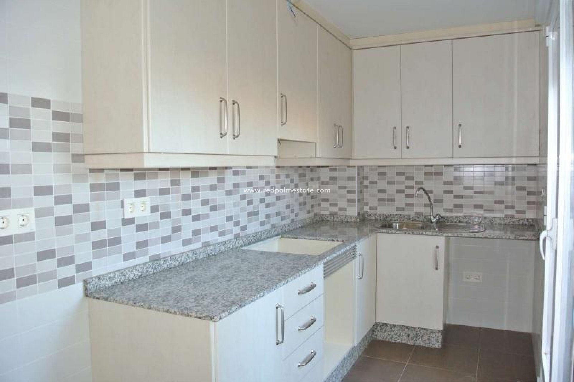 Resale - Apartments -
Villena - Inland