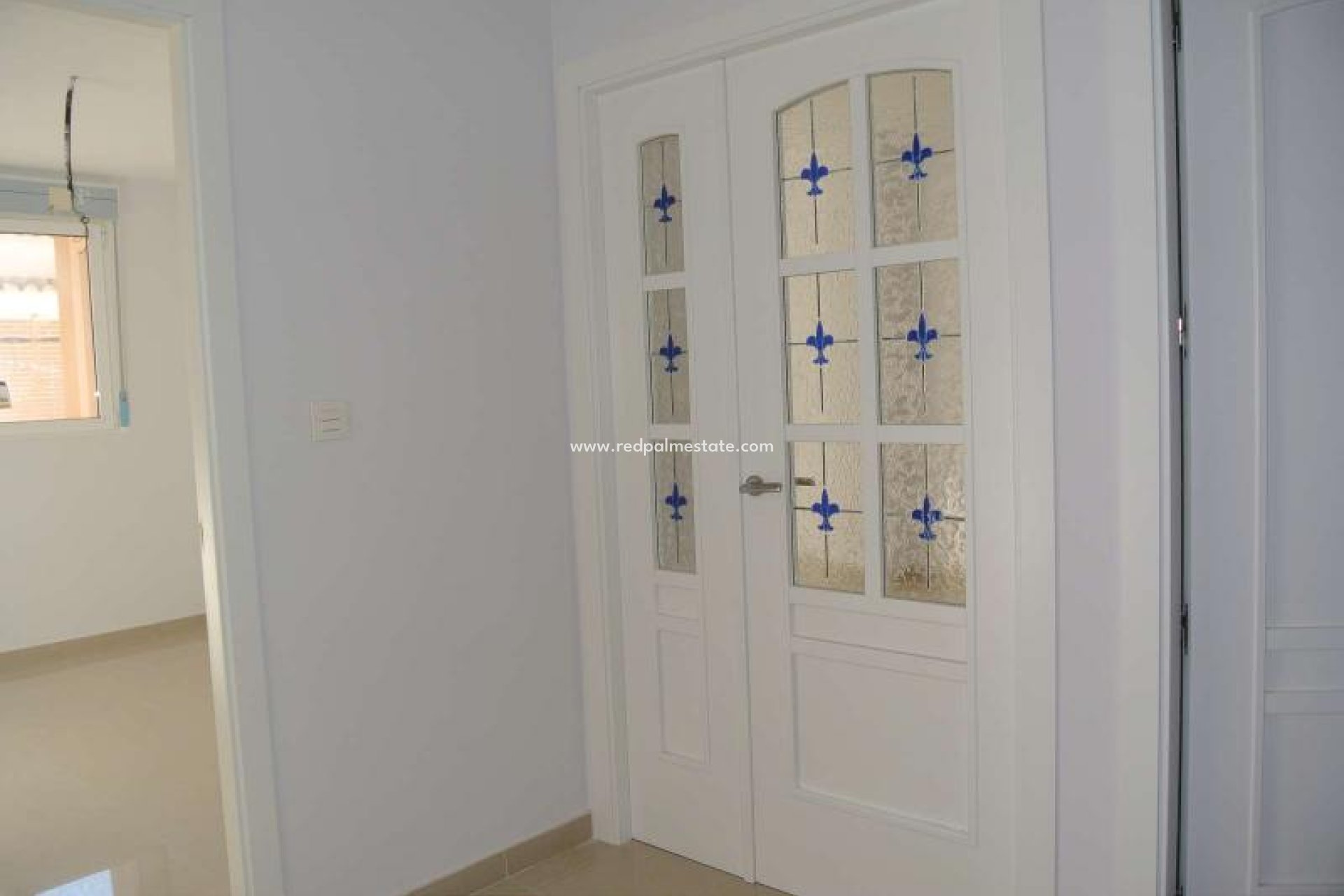 Resale - Apartments -
Villena - Inland