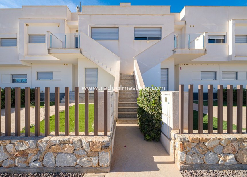 Resale - Apartments -
Vistabella Golf Entre Naranjos - Inland