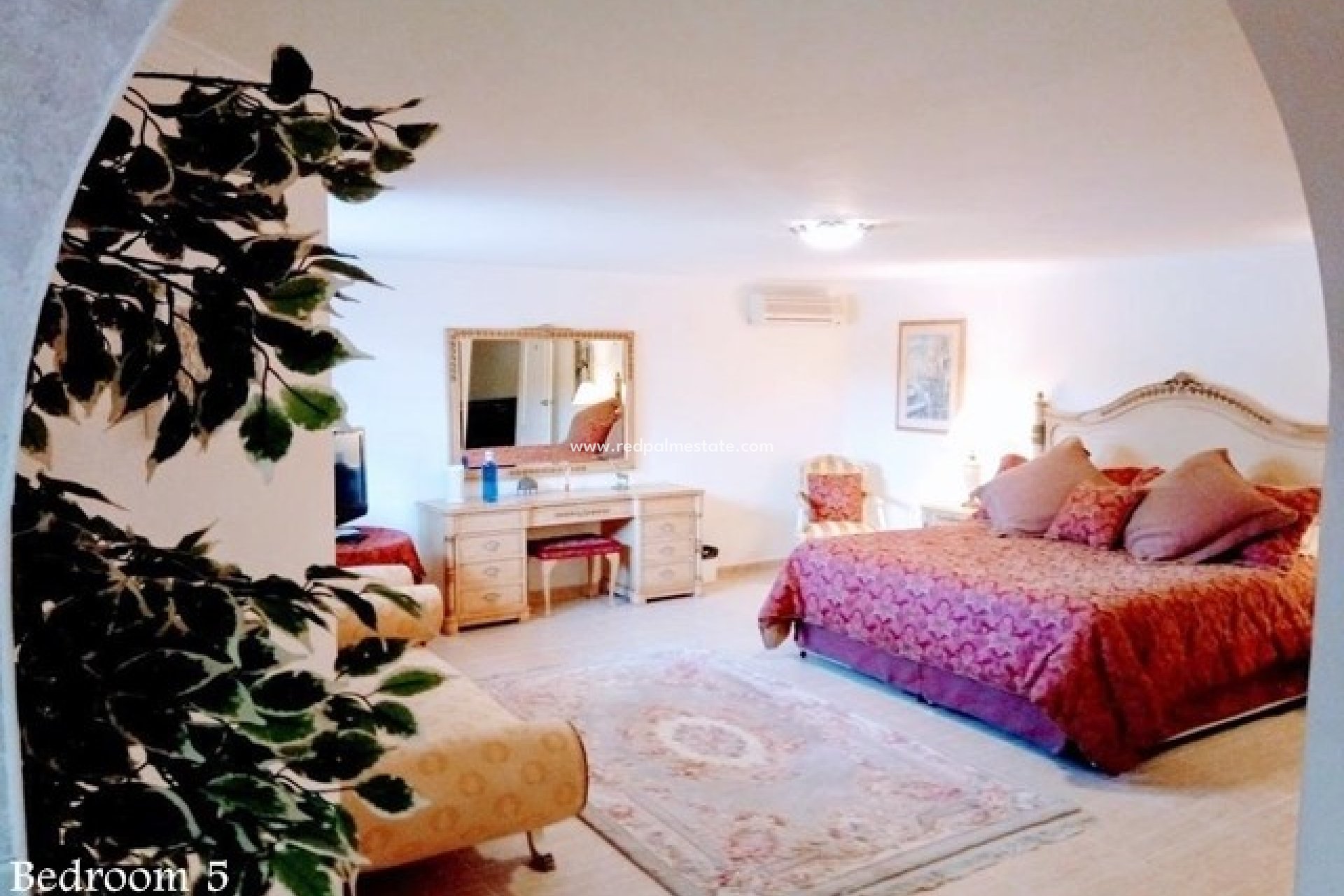 Resale - Bed and Breakfast -
Mijas Golf