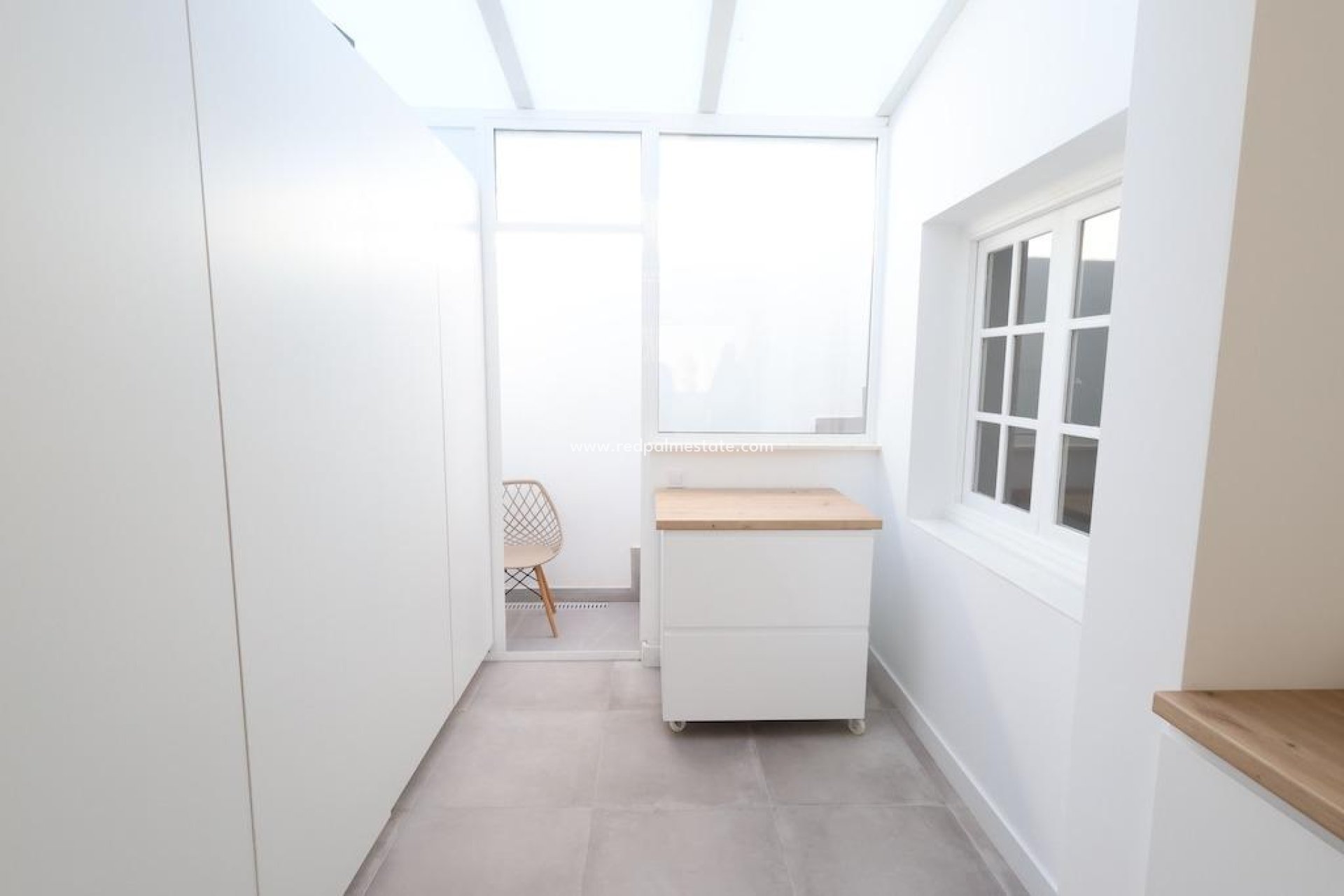 Resale - Bungalow -
Benijofar