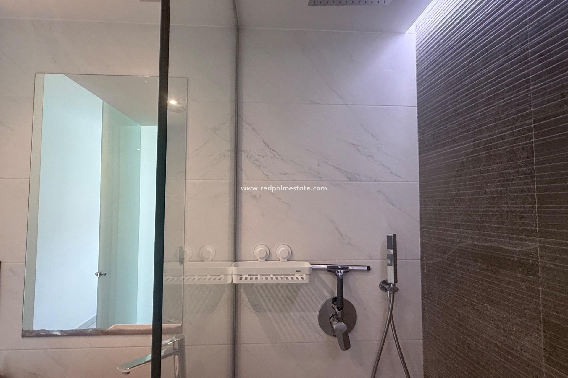 Resale - Bungalow -
Guardamar del Segura - EL RASO