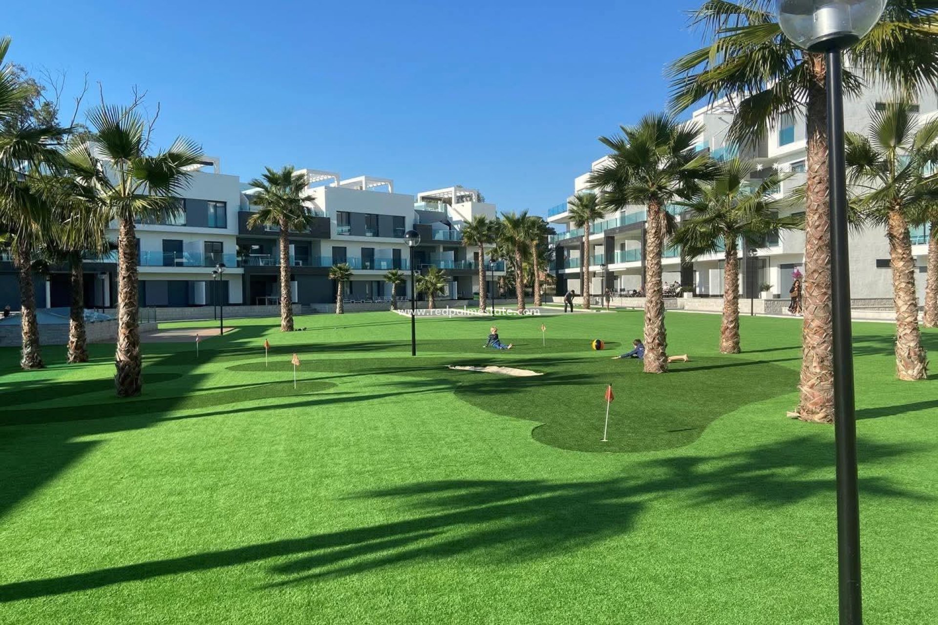 Resale - Bungalow -
Guardamar del Segura - EL RASO